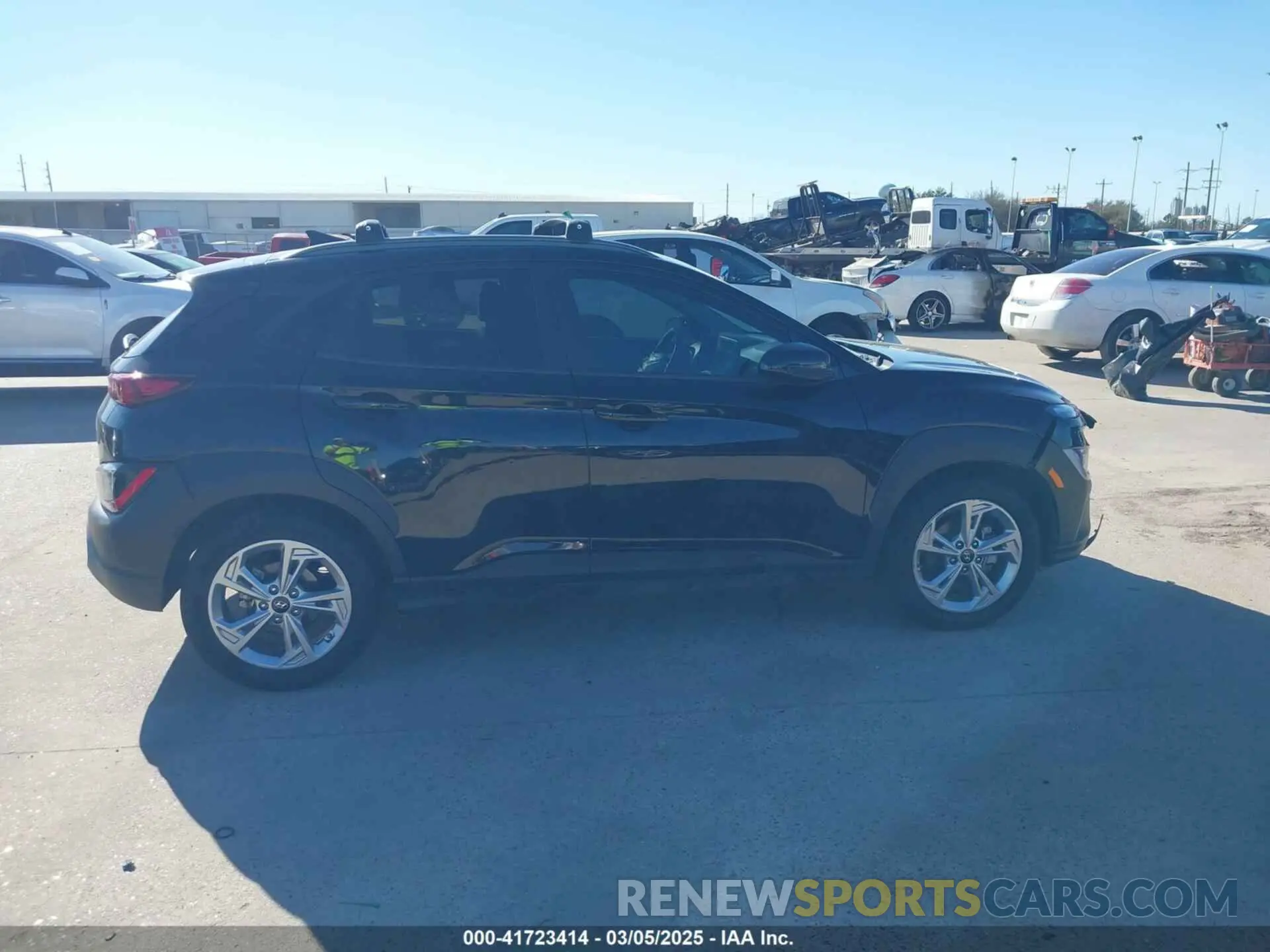 13 Photograph of a damaged car KM8K62AB9NU816168 HYUNDAI KONA 2022