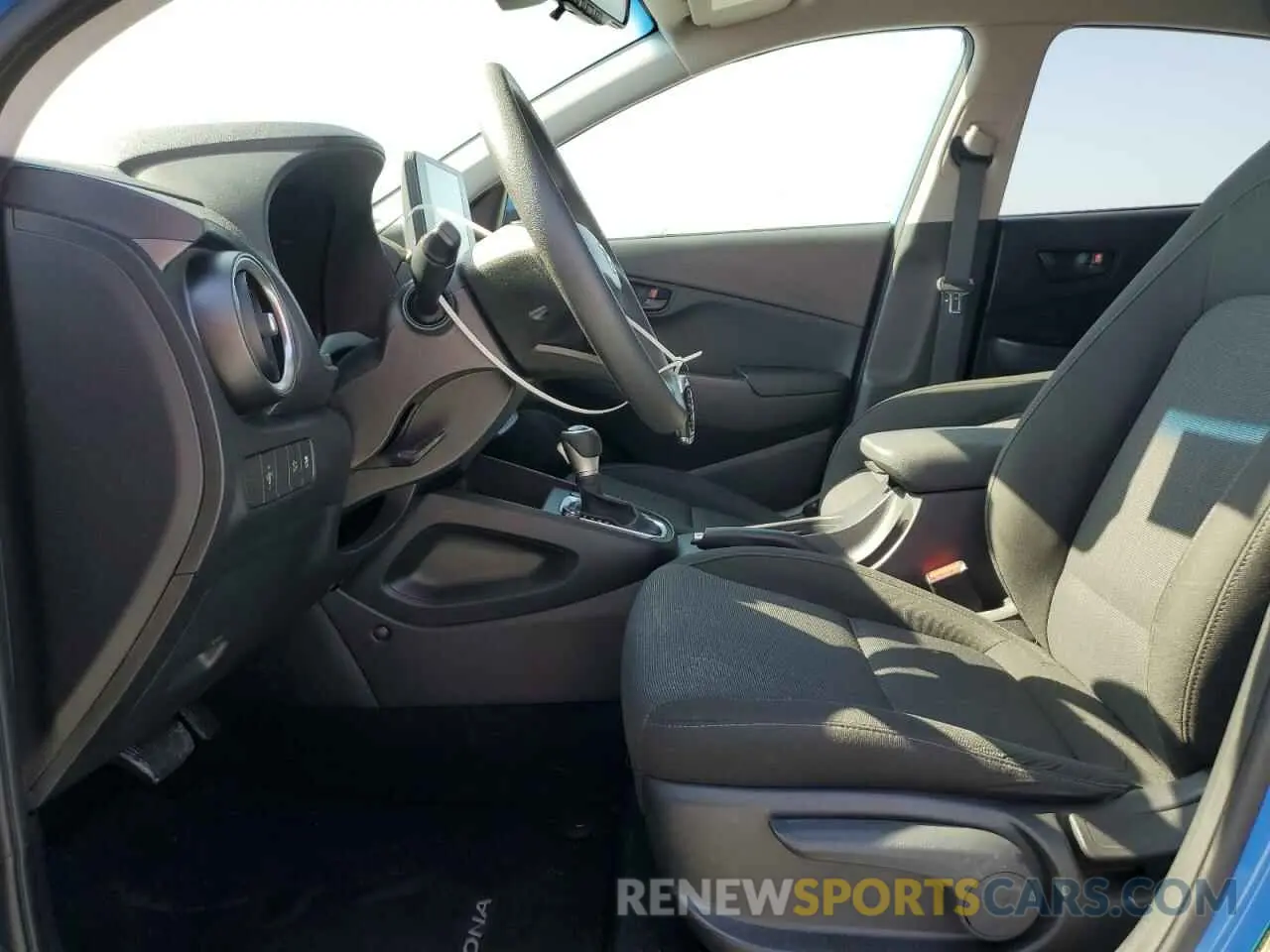 7 Photograph of a damaged car KM8K62AB9NU864608 HYUNDAI KONA 2022