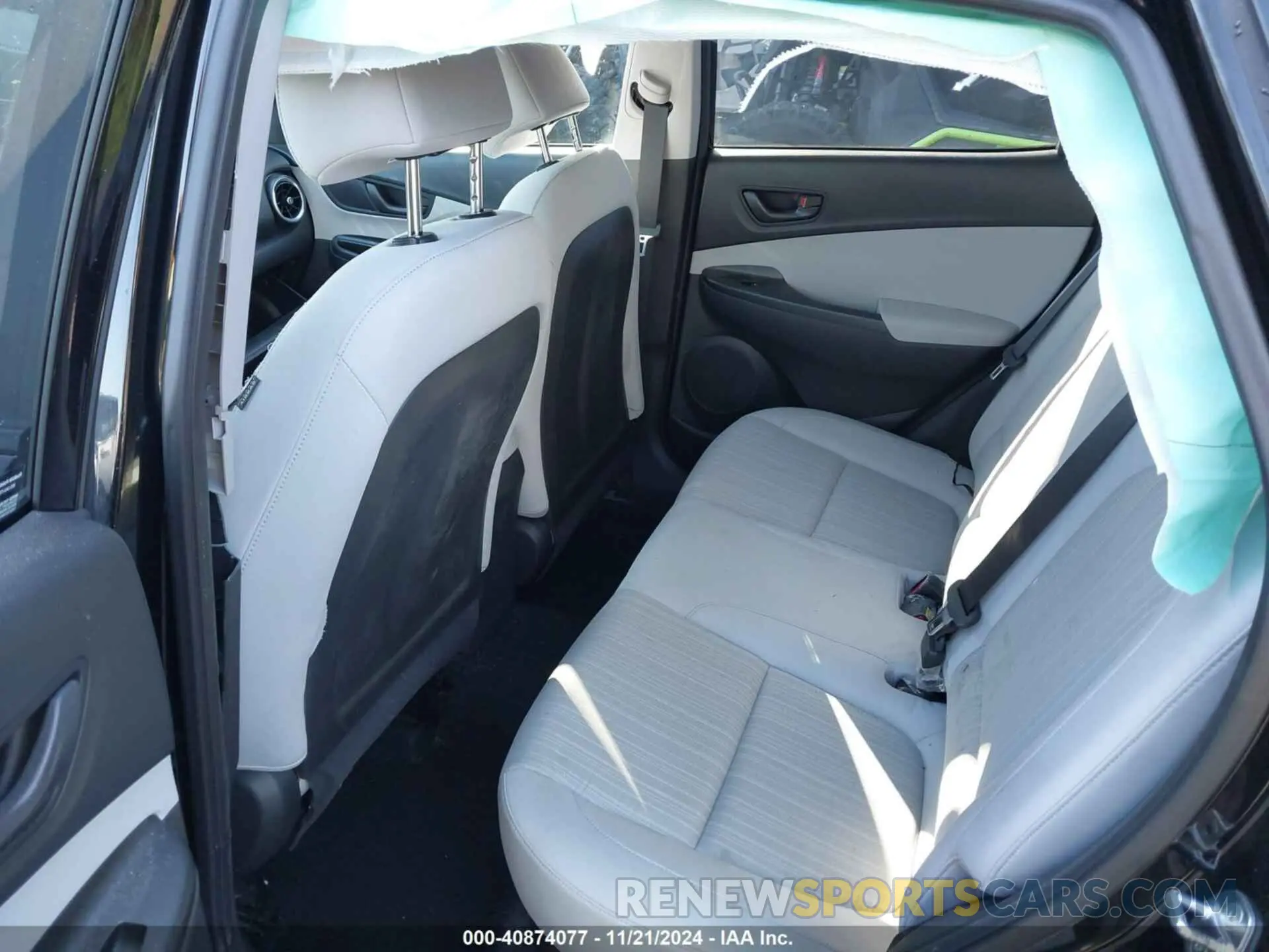 8 Photograph of a damaged car KM8K62AB9NU887015 HYUNDAI KONA 2022