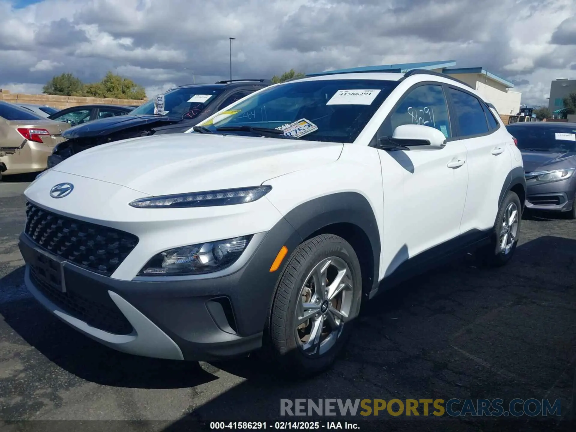 2 Photograph of a damaged car KM8K62AB9NU926444 HYUNDAI KONA 2022