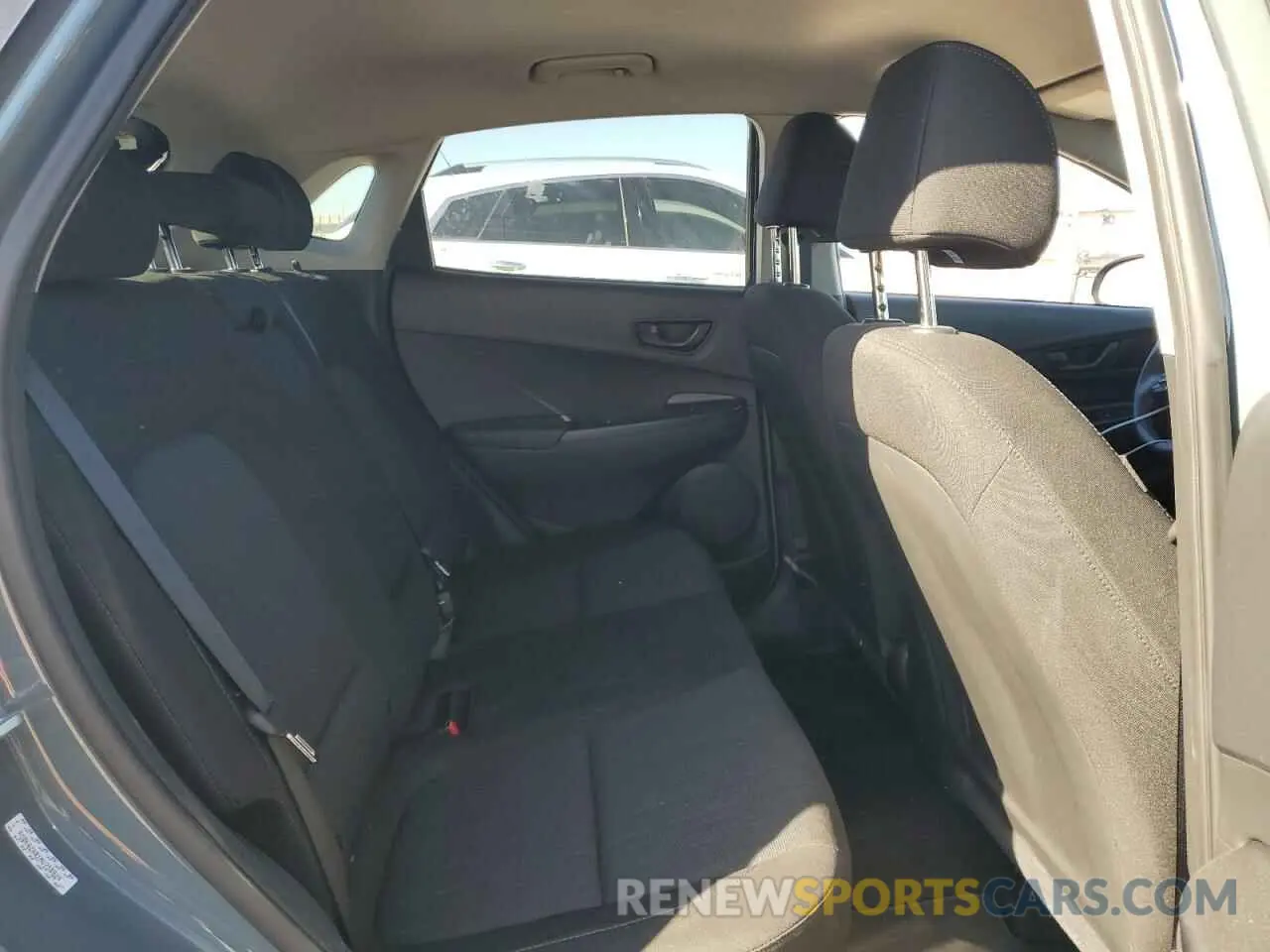 11 Photograph of a damaged car KM8K62ABXNU758829 HYUNDAI KONA 2022