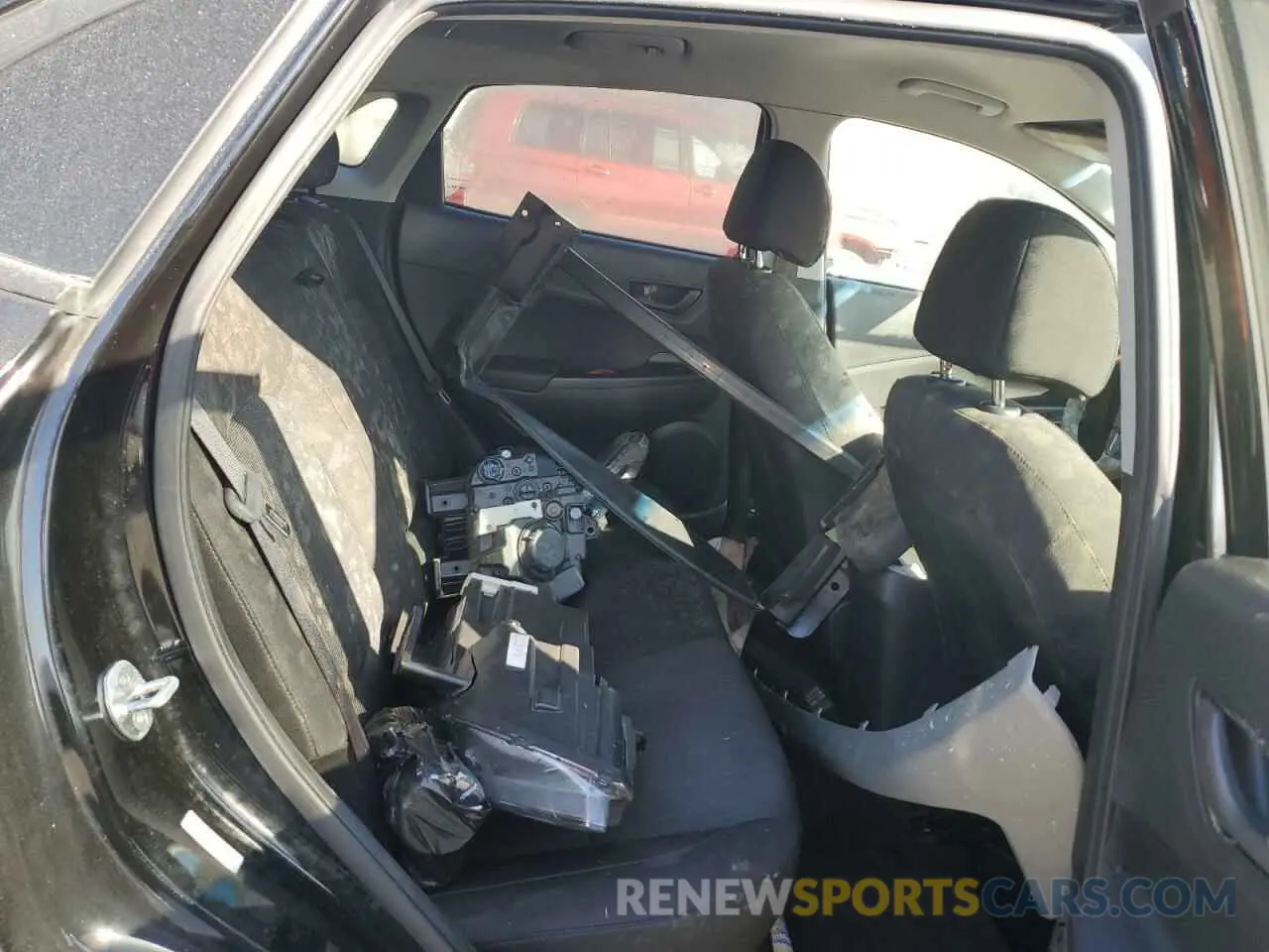 10 Photograph of a damaged car KM8K62ABXNU853813 HYUNDAI KONA 2022