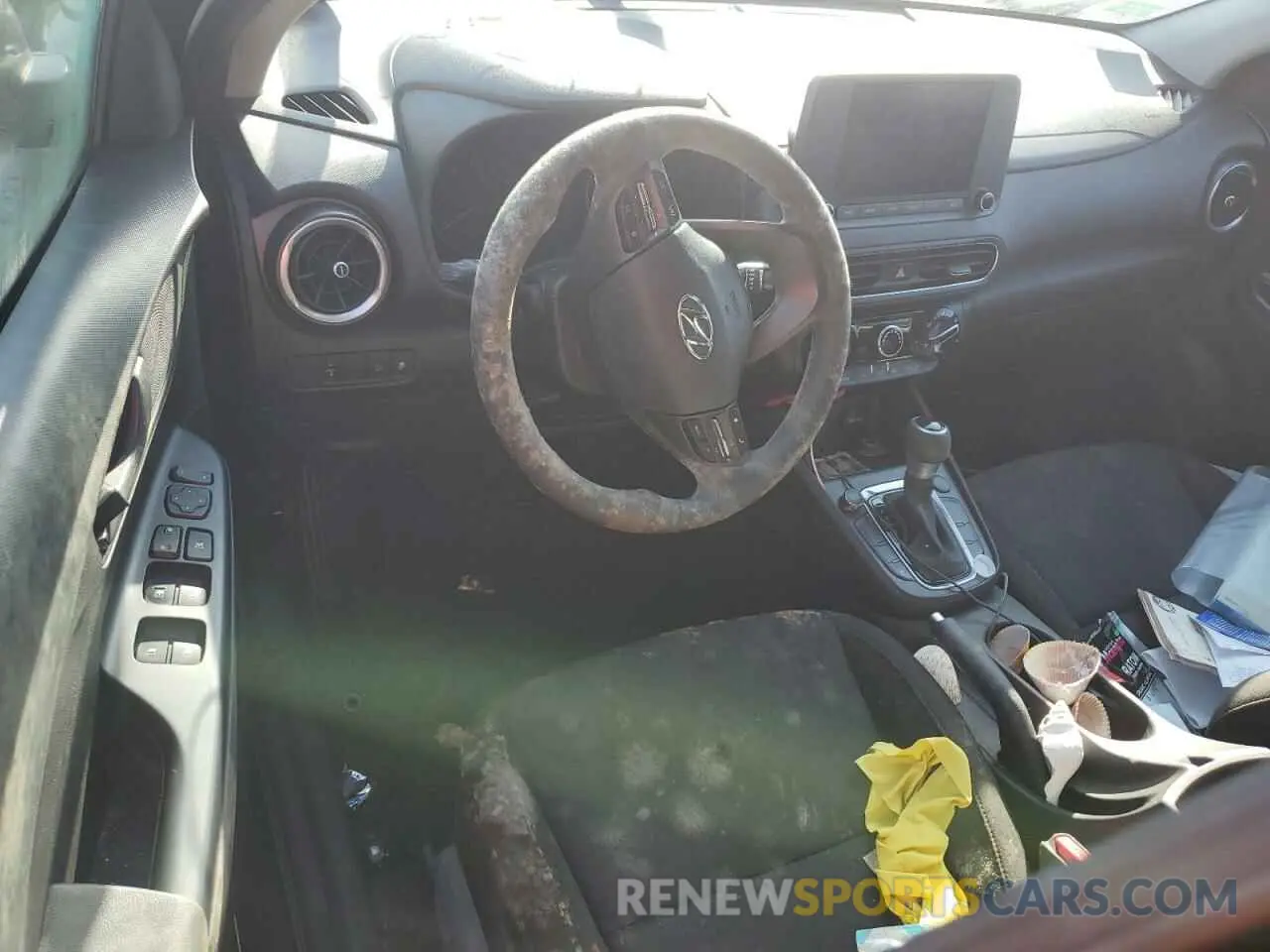 8 Photograph of a damaged car KM8K62ABXNU853813 HYUNDAI KONA 2022