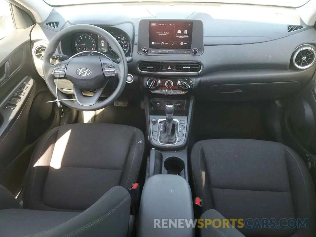 8 Photograph of a damaged car KM8K62ABXNU871132 HYUNDAI KONA 2022