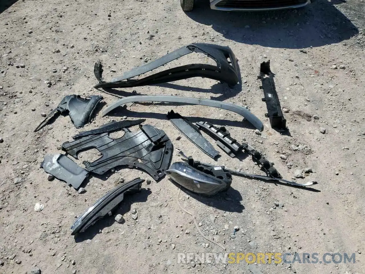 15 Photograph of a damaged car KM8K62ABXNU887914 HYUNDAI KONA 2022