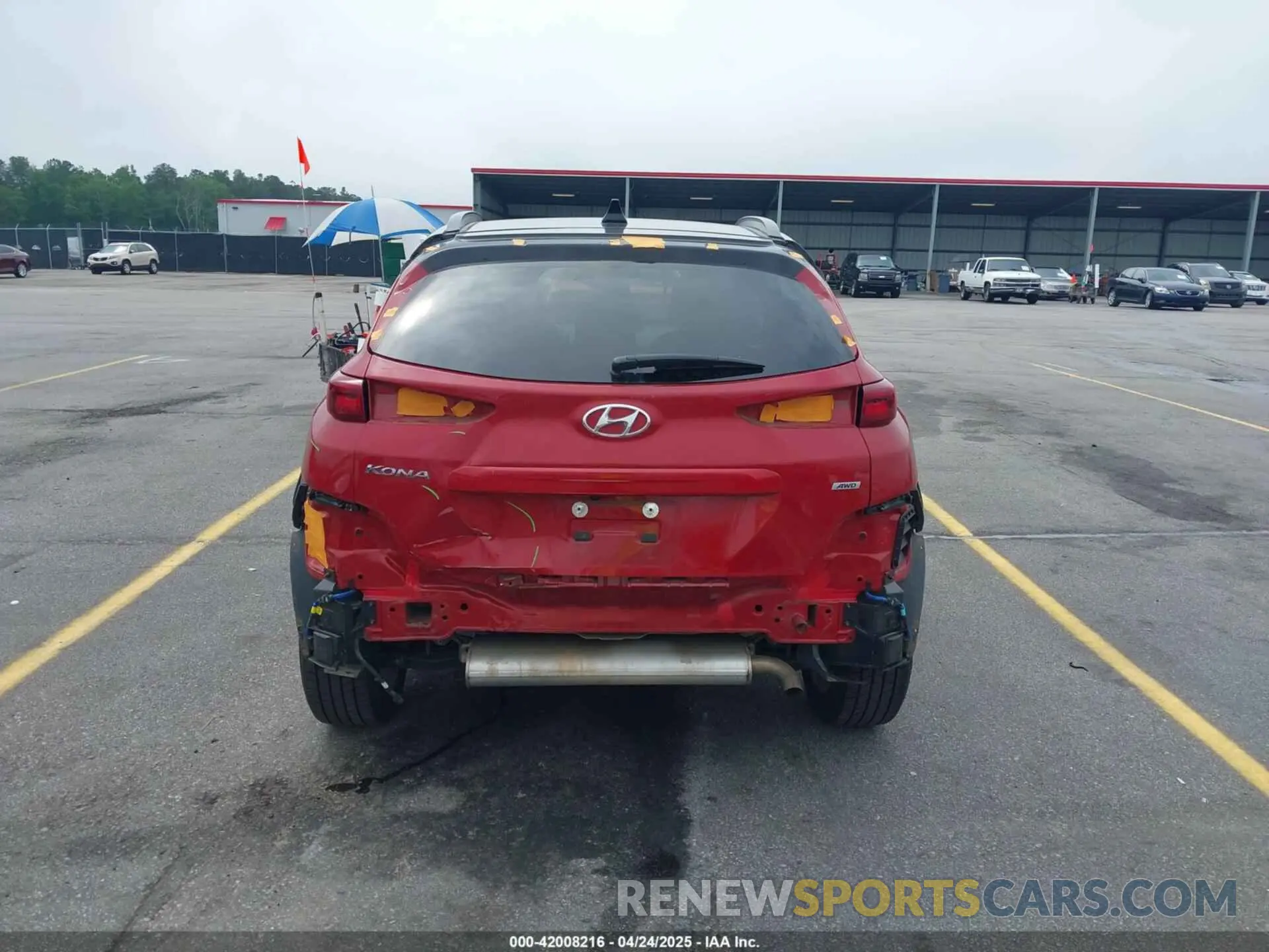 17 Photograph of a damaged car KM8K6CAB0NU761776 HYUNDAI KONA 2022