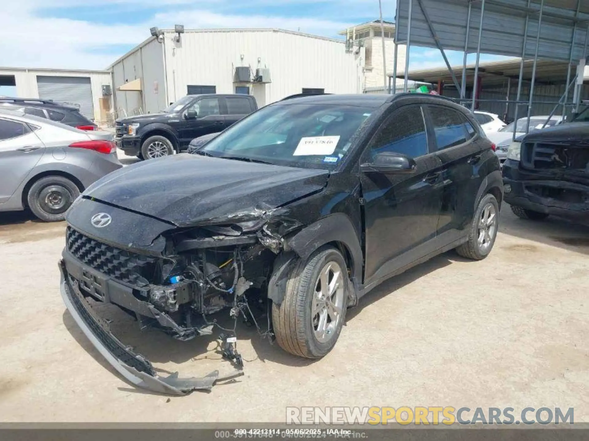 2 Photograph of a damaged car KM8K6CAB0NU892111 HYUNDAI KONA 2022