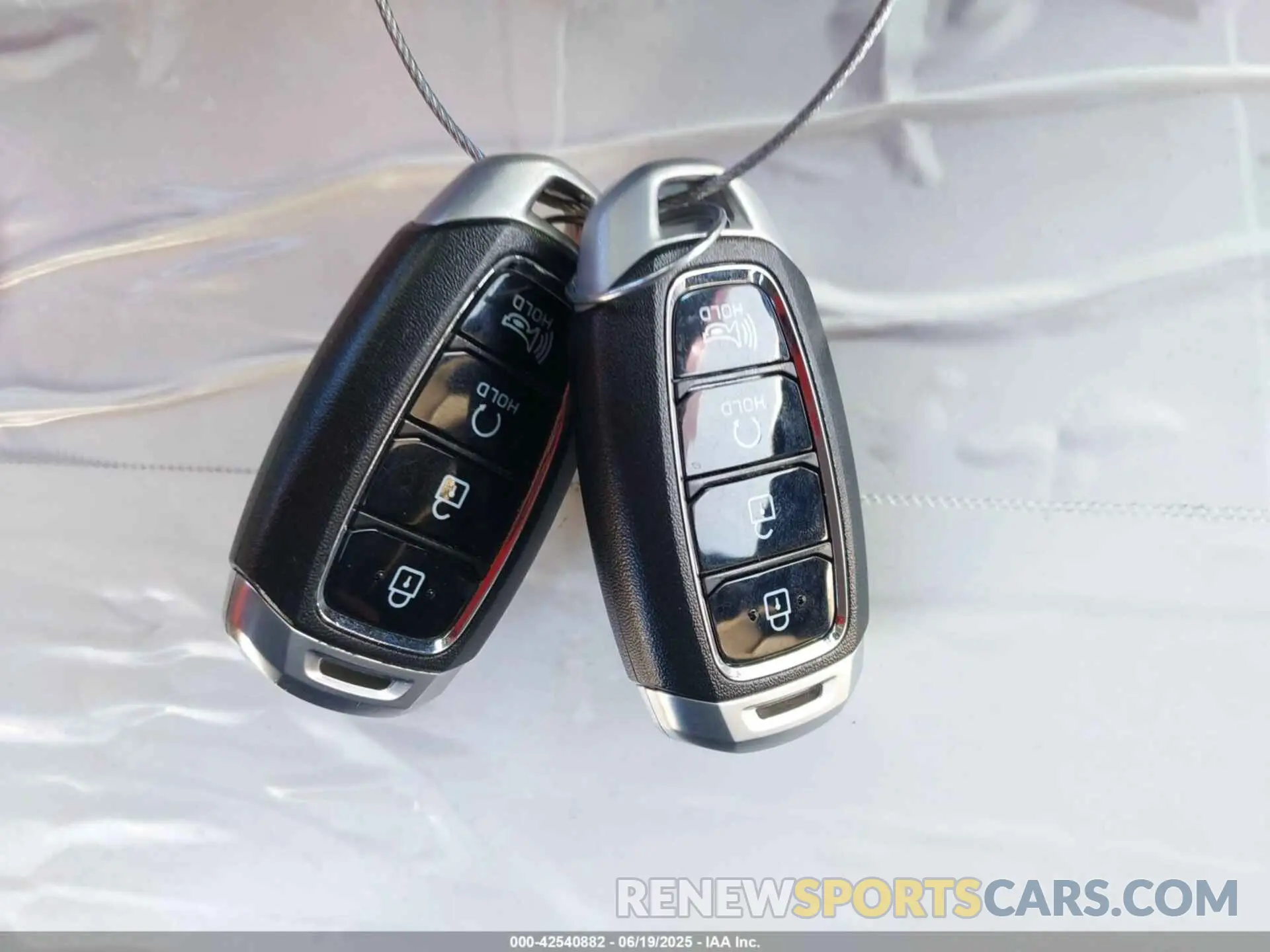 11 Photograph of a damaged car KM8K6CAB1NU901799 HYUNDAI KONA 2022