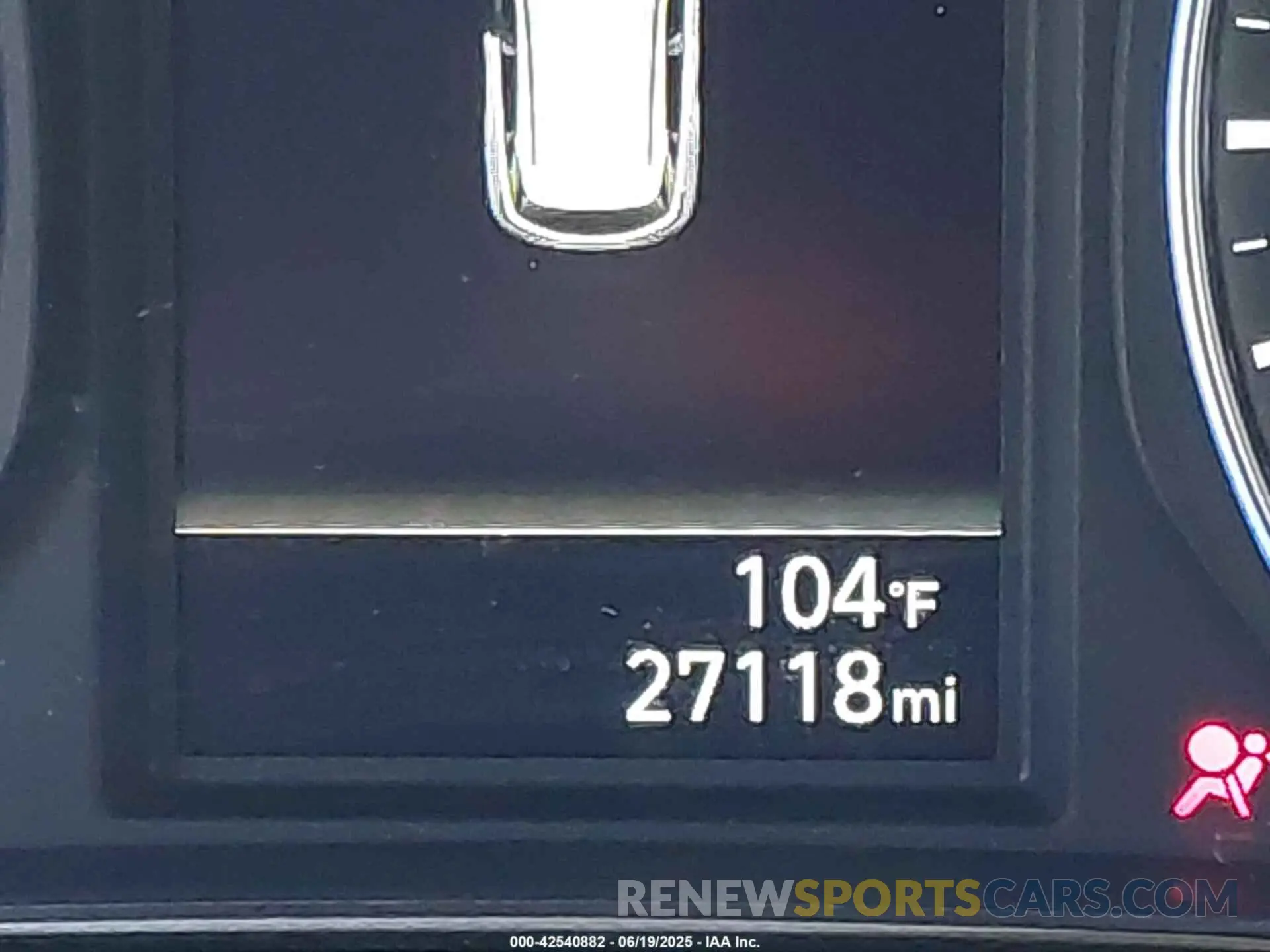 16 Photograph of a damaged car KM8K6CAB1NU901799 HYUNDAI KONA 2022