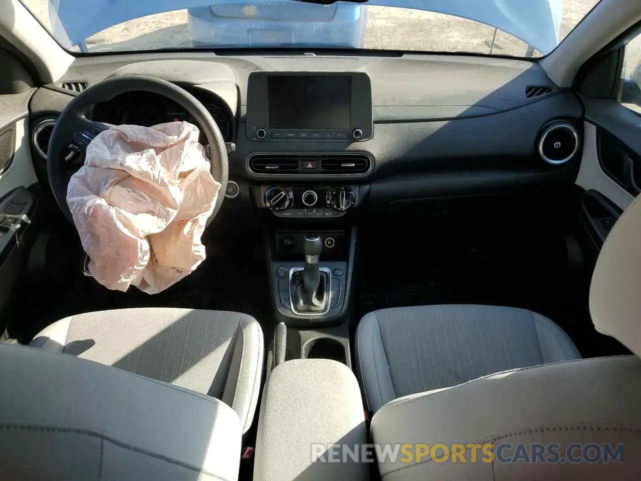 8 Photograph of a damaged car KM8K6CAB4NU847396 HYUNDAI KONA 2022