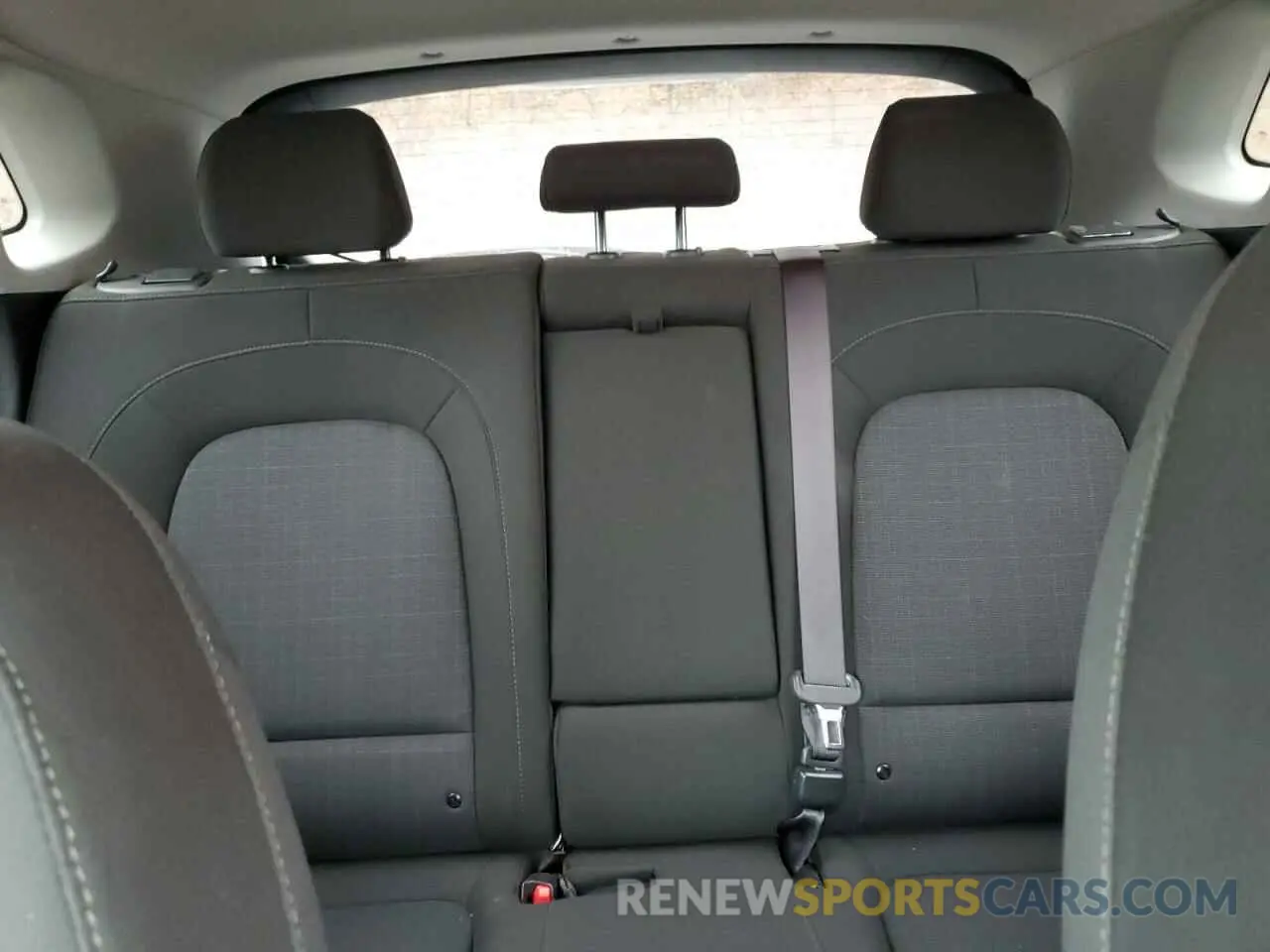 10 Photograph of a damaged car KM8K6CAB5NU838111 HYUNDAI KONA 2022