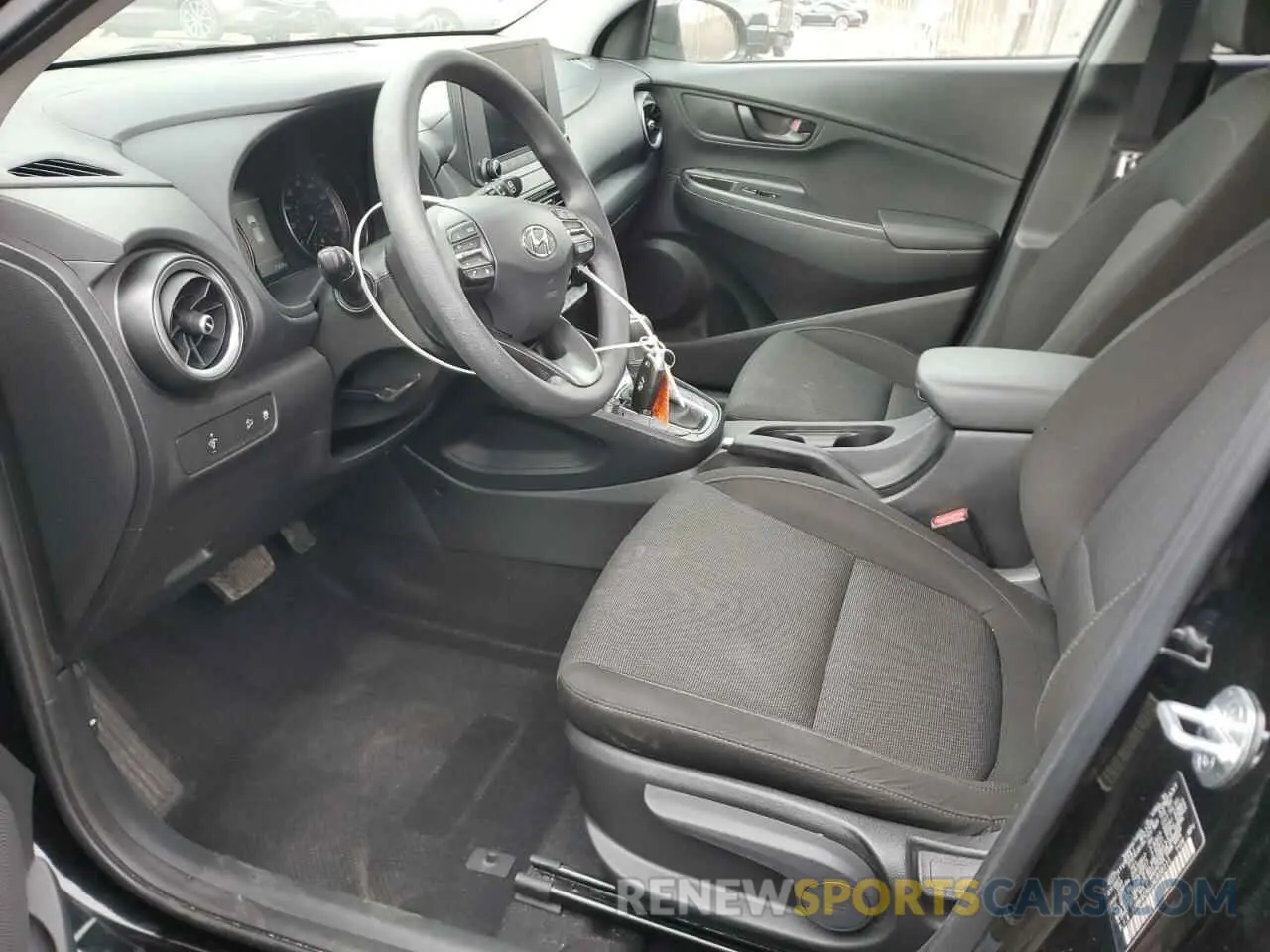 7 Photograph of a damaged car KM8K6CAB5NU838111 HYUNDAI KONA 2022