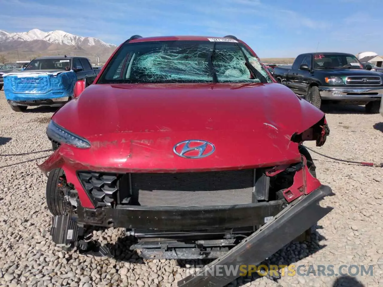 5 Photograph of a damaged car KM8K6CAB5NU889463 HYUNDAI KONA 2022