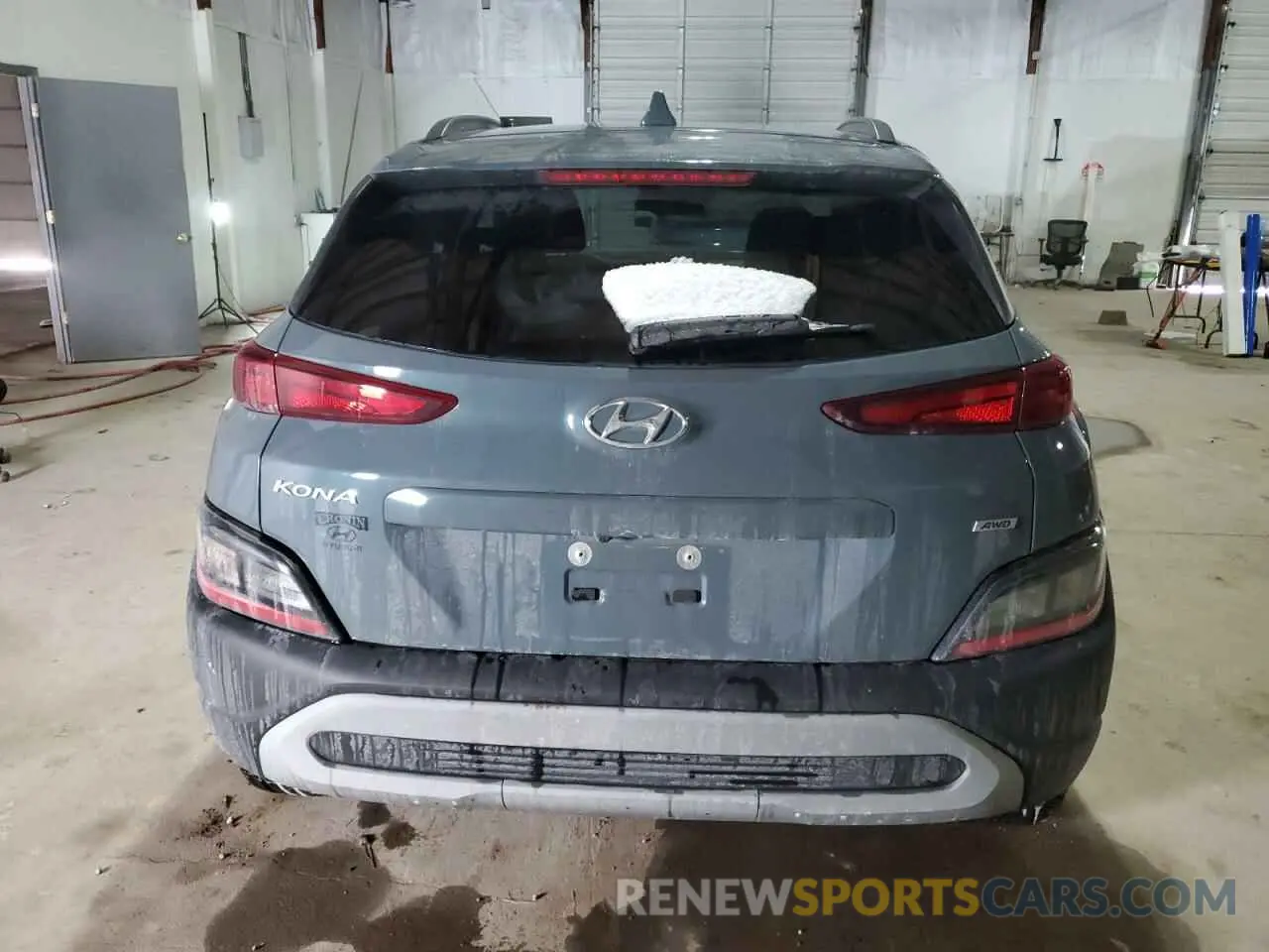 6 Photograph of a damaged car KM8K6CAB6NU828820 HYUNDAI KONA 2022