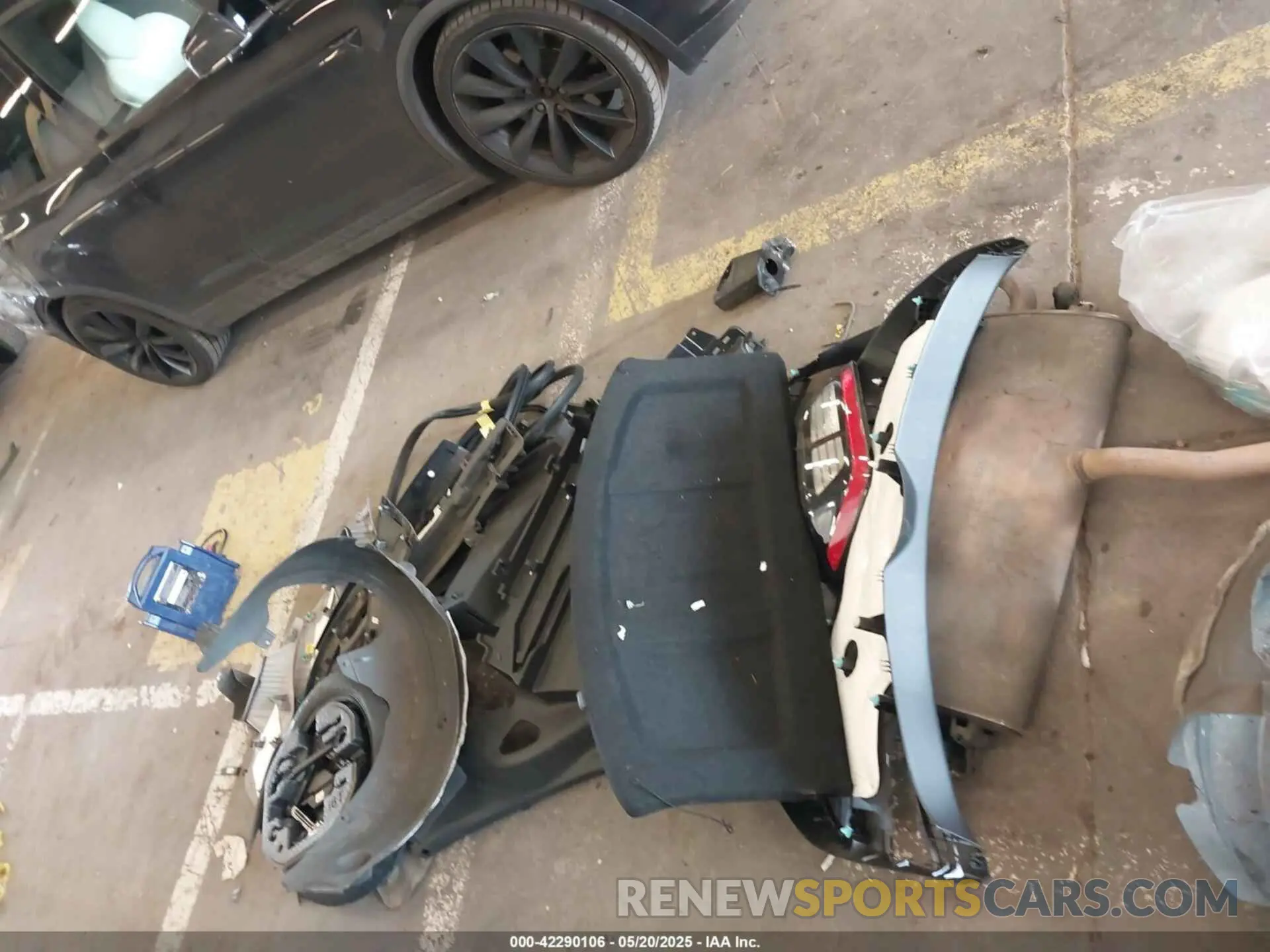 12 Photograph of a damaged car KM8K6CAB6NU828929 HYUNDAI KONA 2022