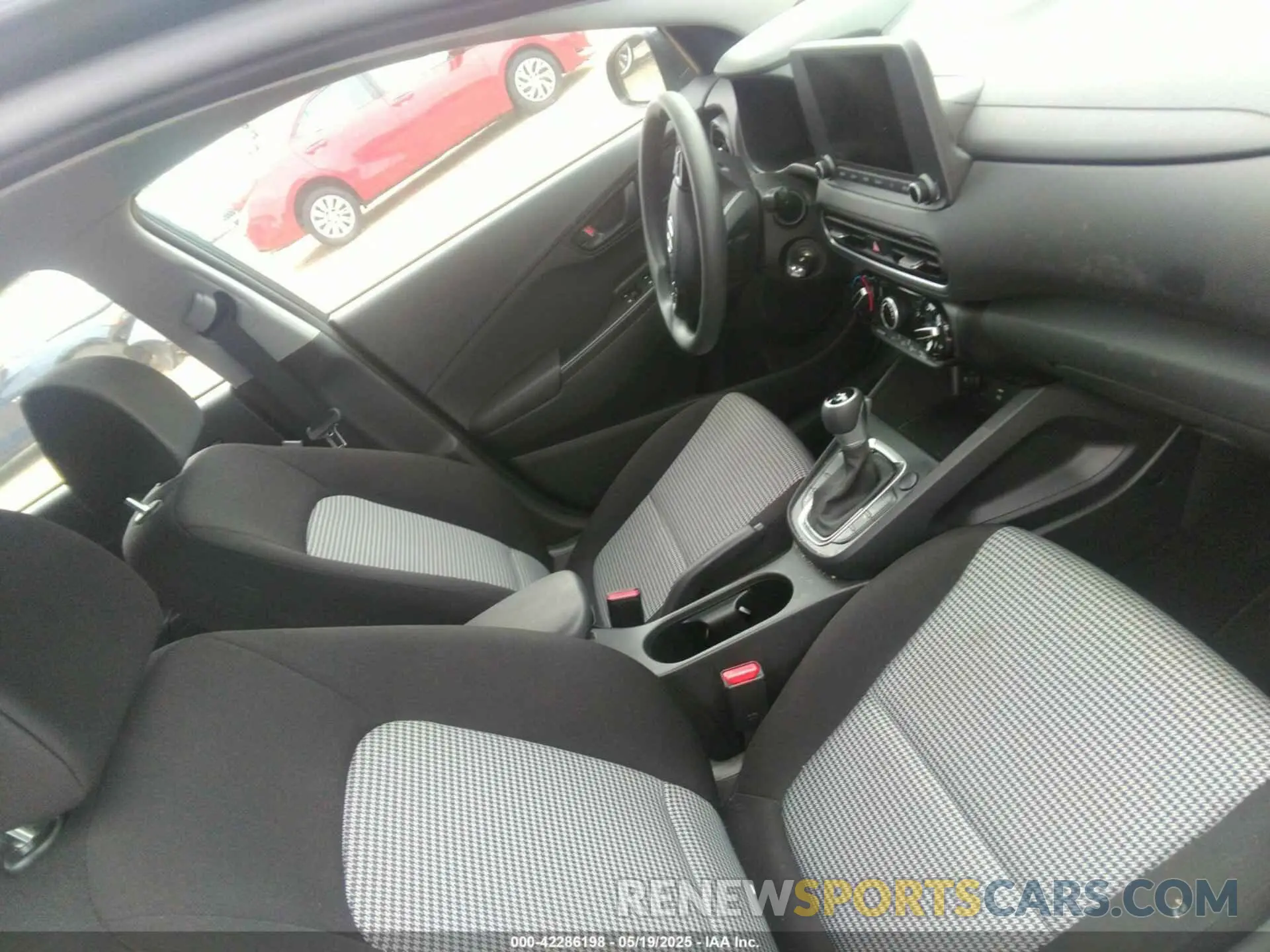 5 Photograph of a damaged car KM8K22AB0PU936391 HYUNDAI KONA 2023