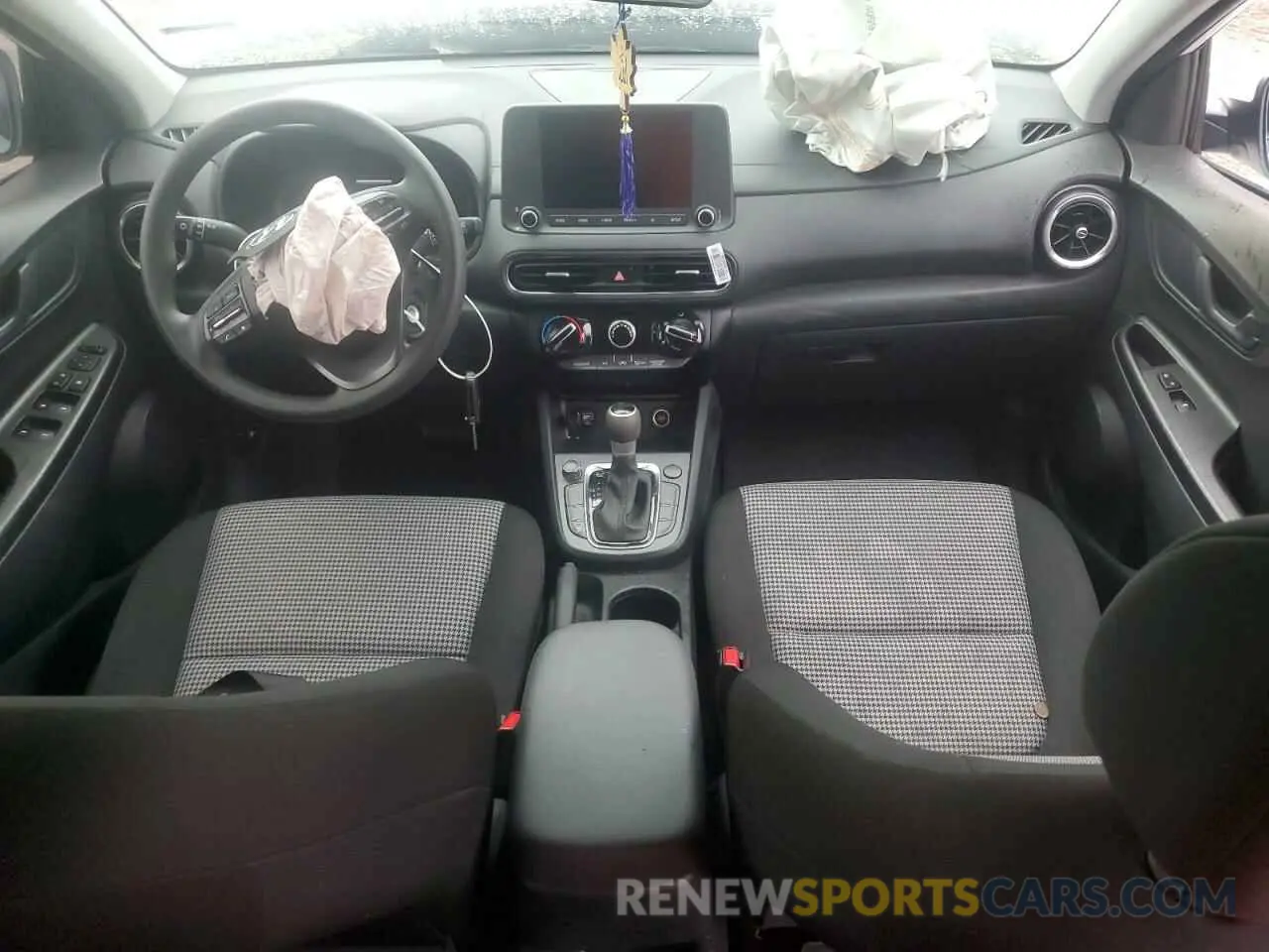 8 Photograph of a damaged car KM8K22AB4PU038831 HYUNDAI KONA 2023