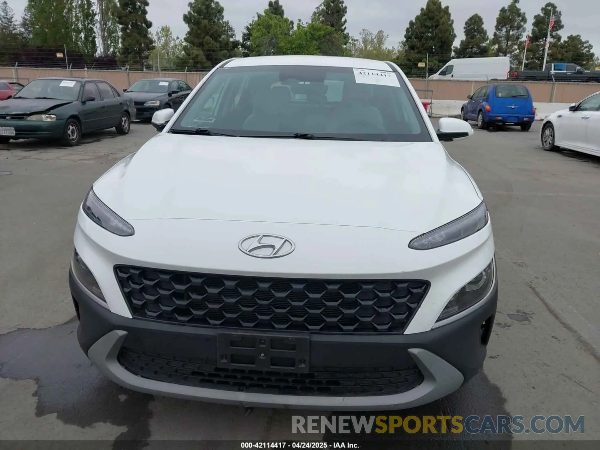 12 Photograph of a damaged car KM8K22AB6PU027247 HYUNDAI KONA 2023