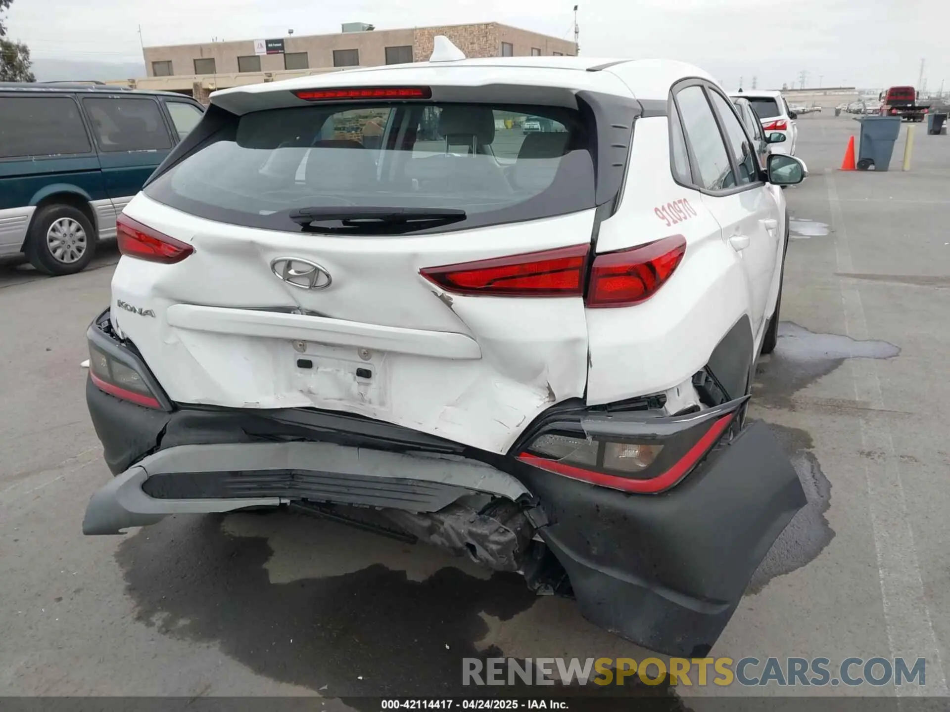16 Photograph of a damaged car KM8K22AB6PU027247 HYUNDAI KONA 2023