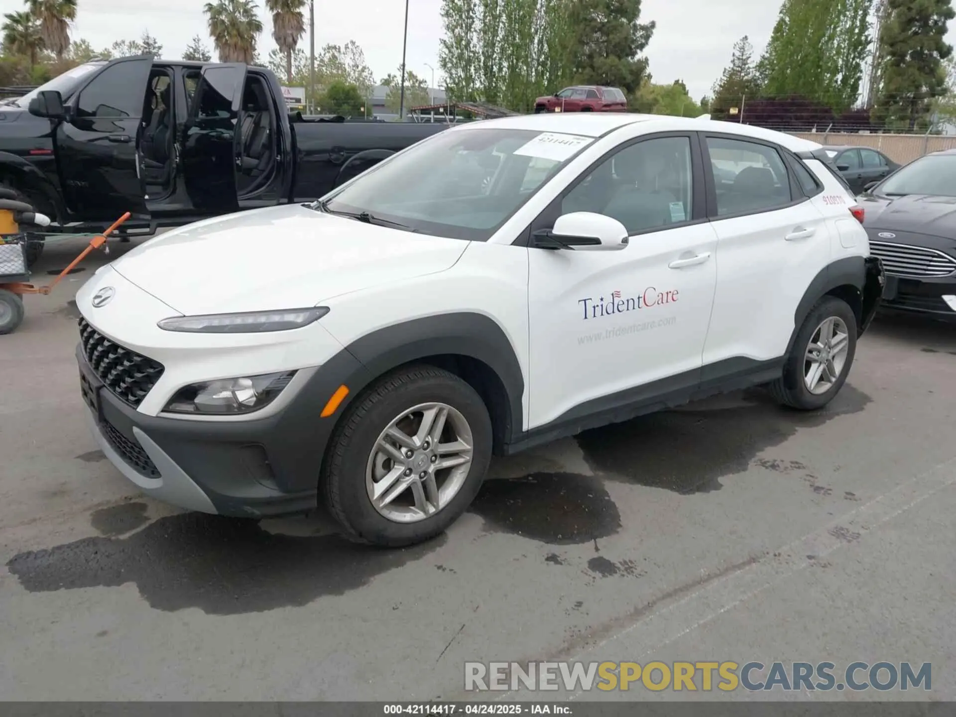 2 Photograph of a damaged car KM8K22AB6PU027247 HYUNDAI KONA 2023