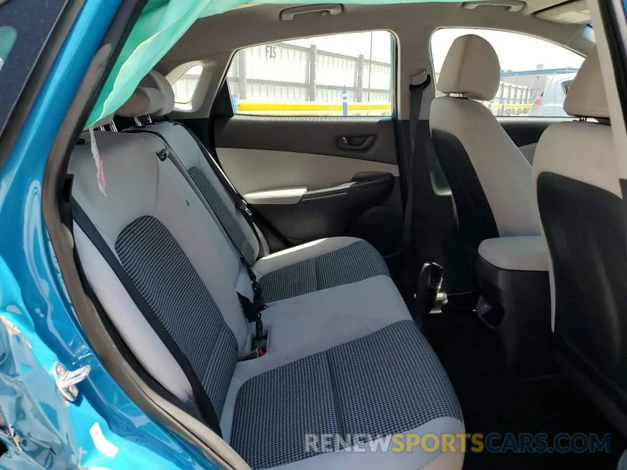 10 Photograph of a damaged car KM8K22AB8PU955903 HYUNDAI KONA 2023