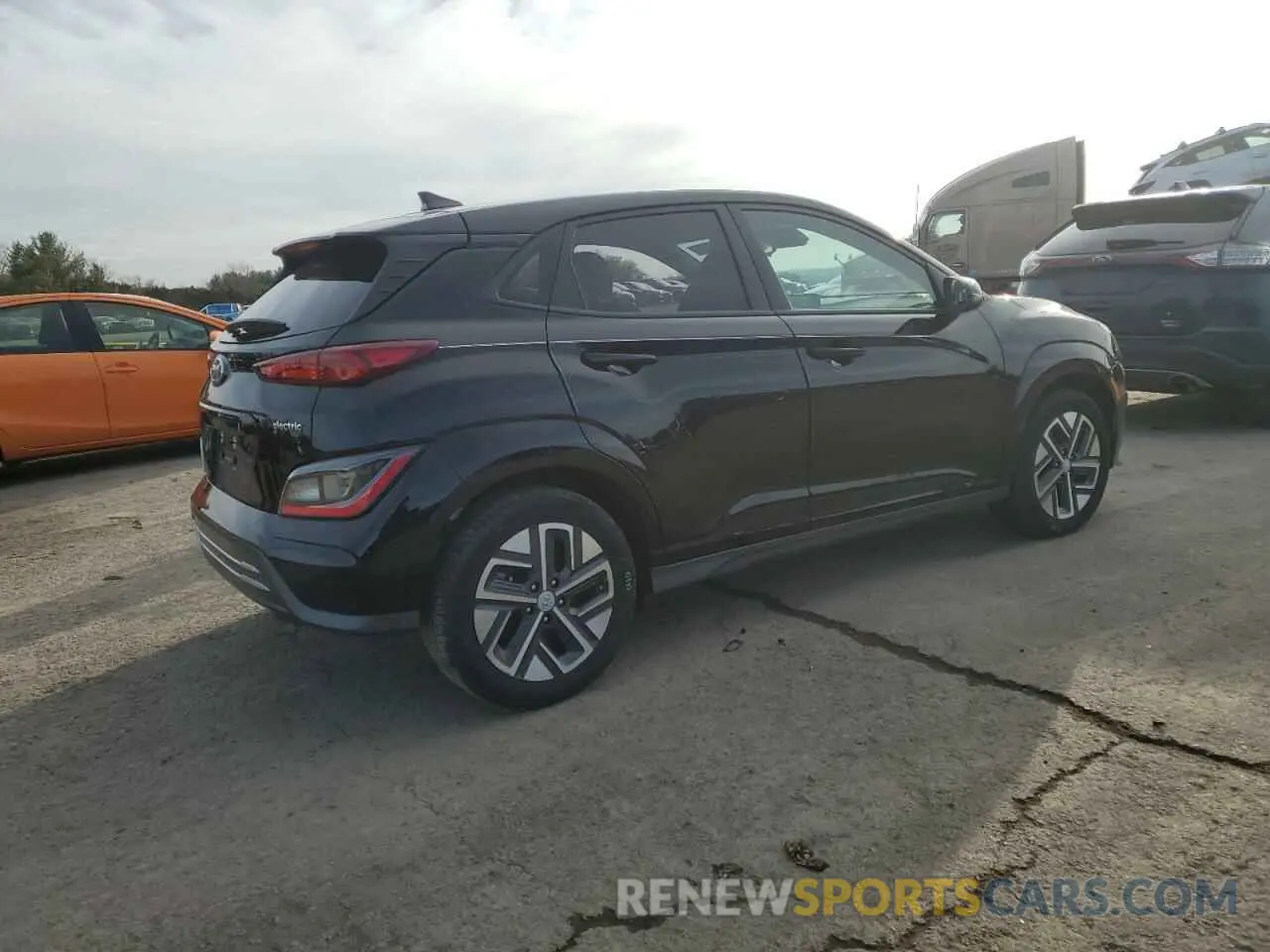 3 Photograph of a damaged car KM8K23AG5PU167775 HYUNDAI KONA 2023