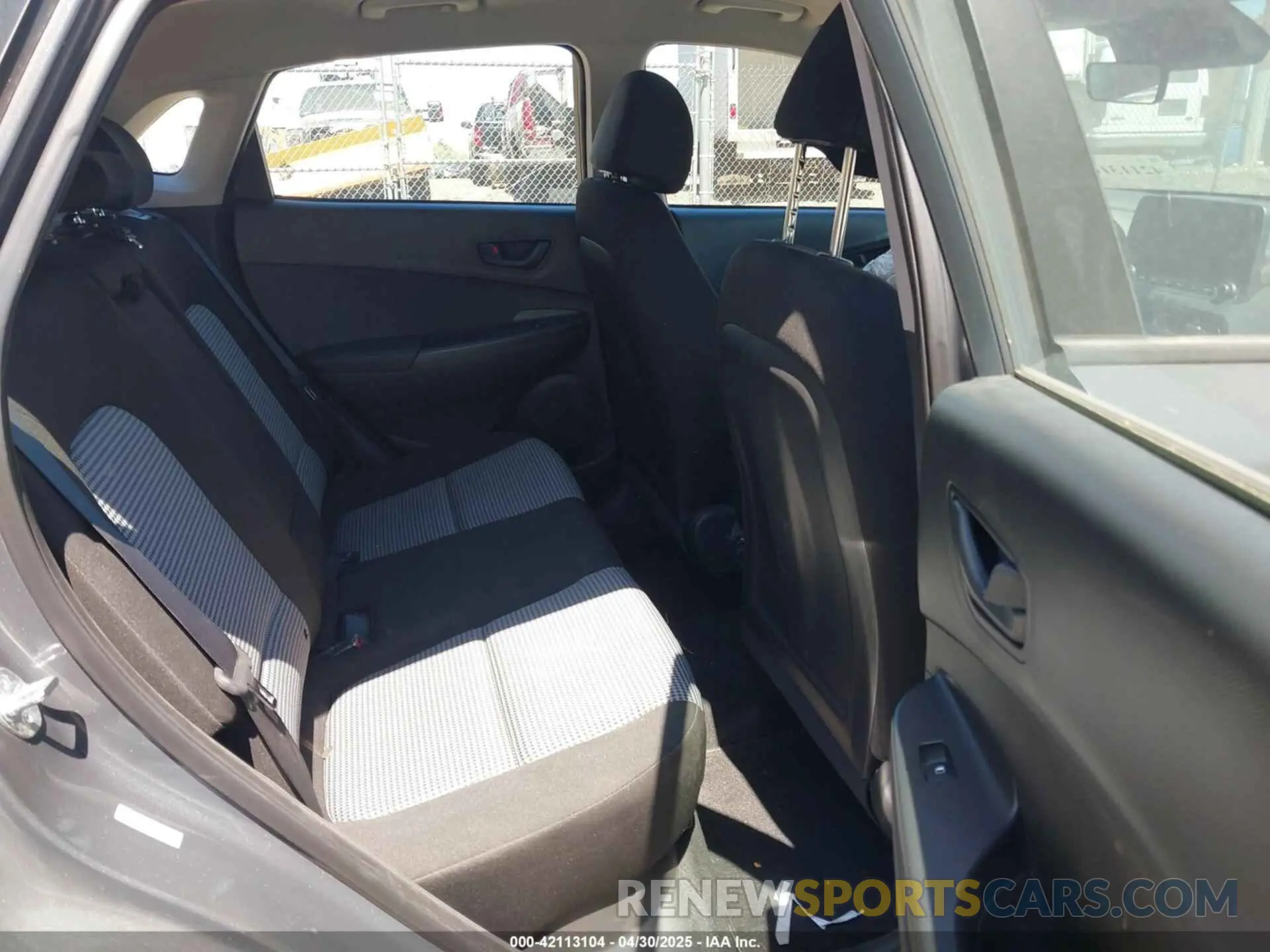 8 Photograph of a damaged car KM8K2CAB2PU042124 HYUNDAI KONA 2023