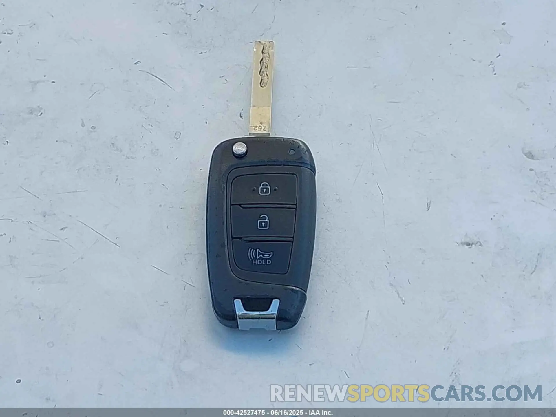 11 Photograph of a damaged car KM8K2CAB4PU056655 HYUNDAI KONA 2023