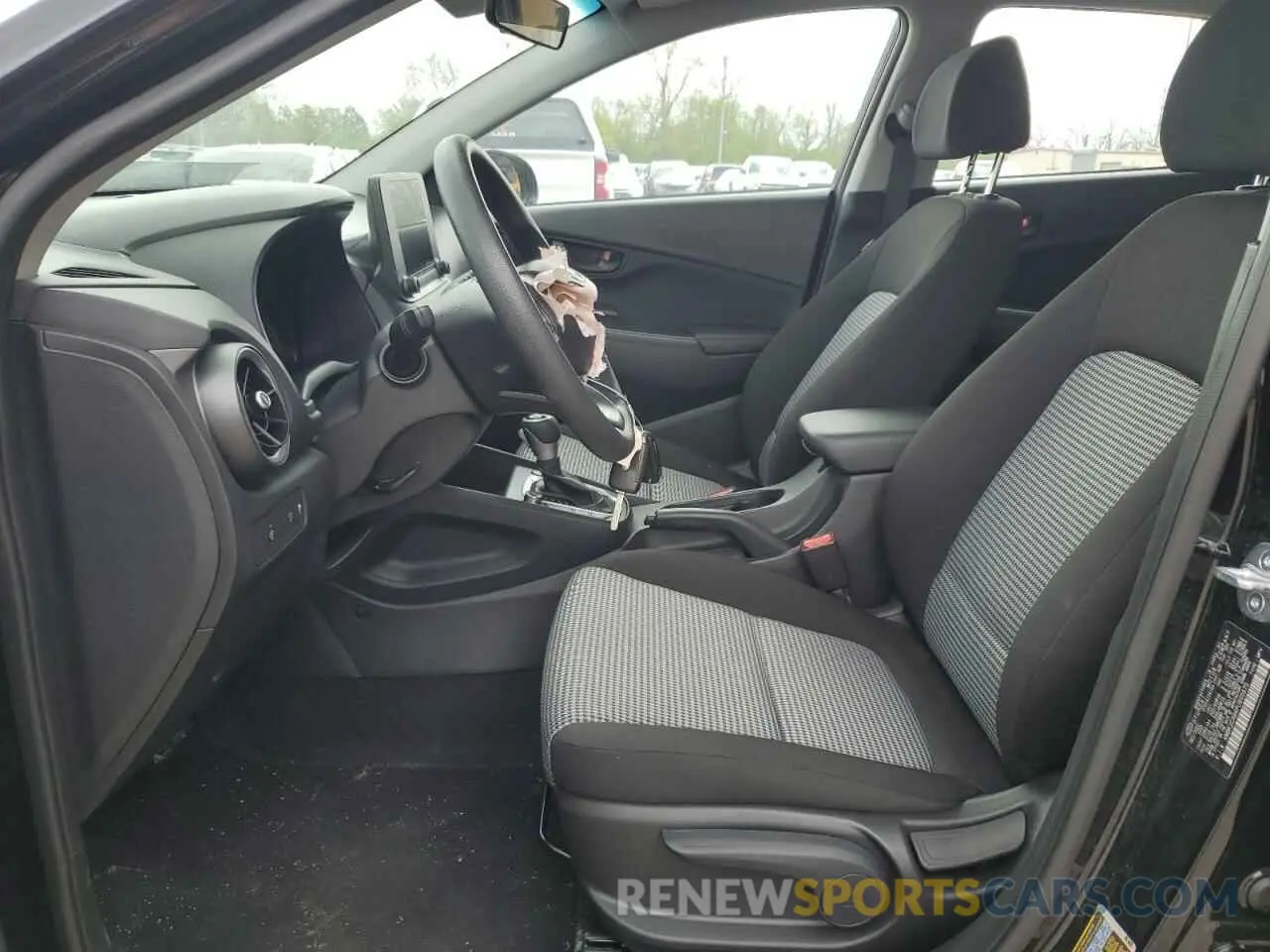 7 Photograph of a damaged car KM8K2CAB4PU995675 HYUNDAI KONA 2023
