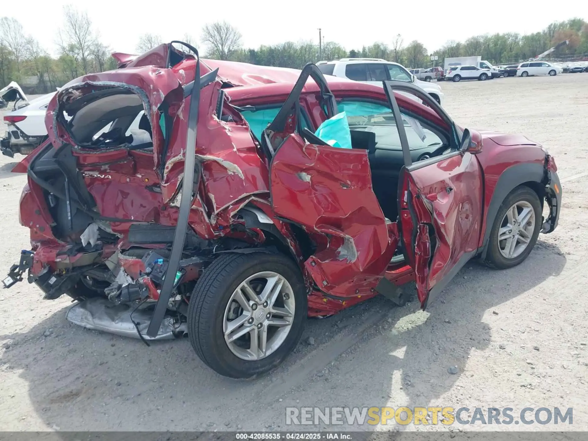 4 Photograph of a damaged car KM8K2CAB5PU058799 HYUNDAI KONA 2023