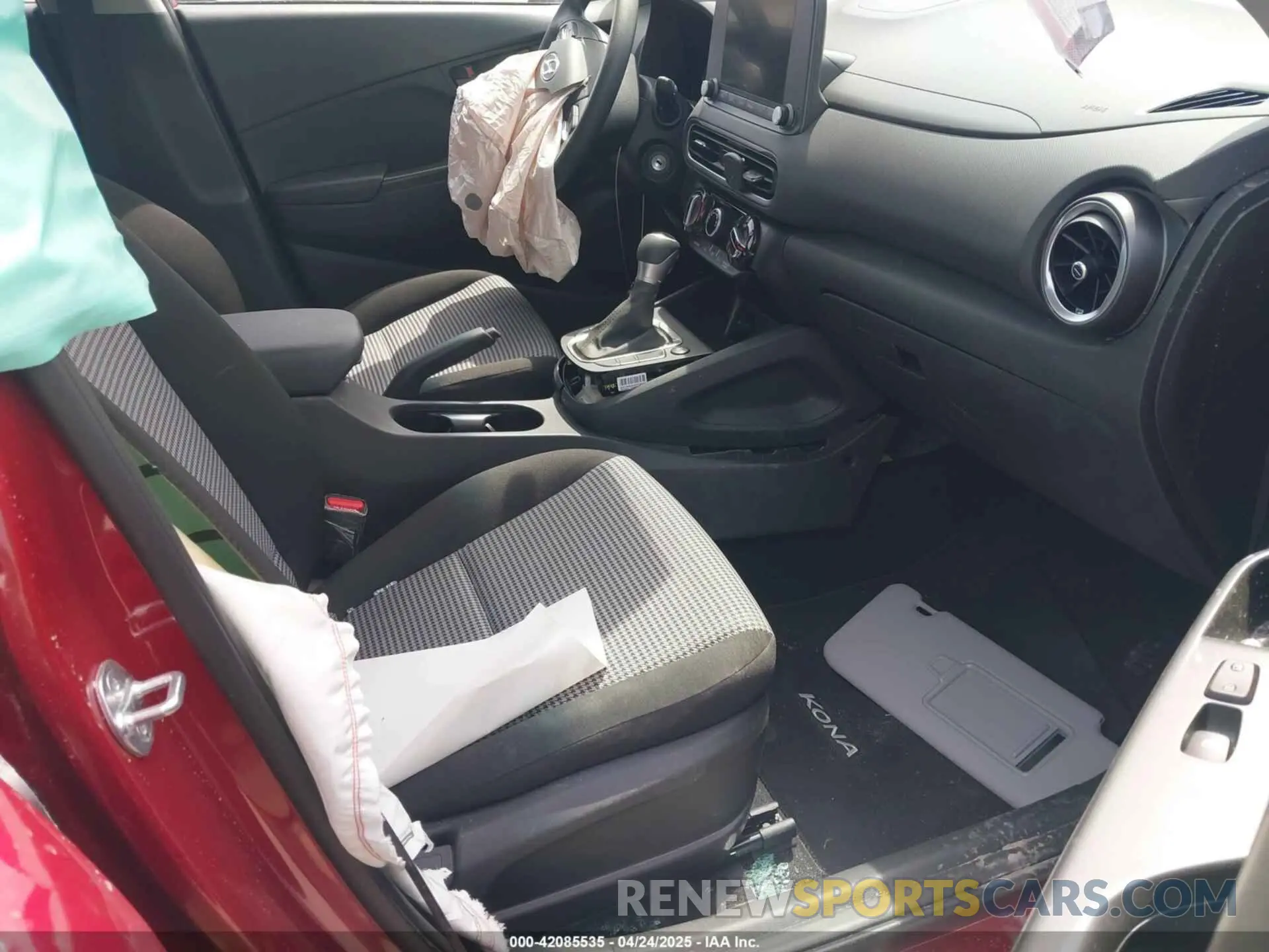 5 Photograph of a damaged car KM8K2CAB5PU058799 HYUNDAI KONA 2023