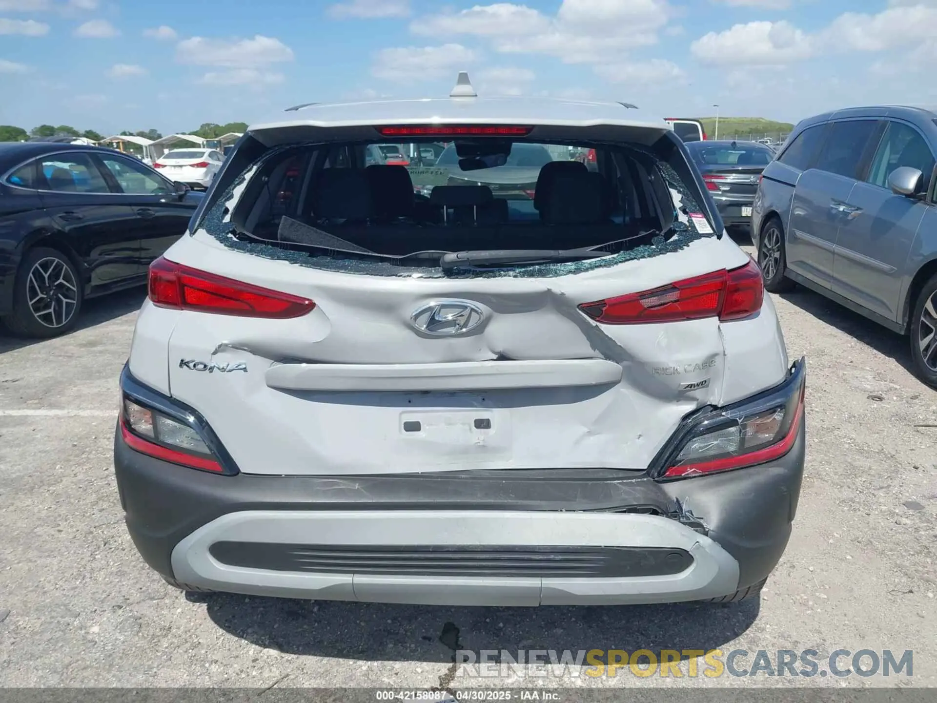 15 Photograph of a damaged car KM8K2CAB7PU049408 HYUNDAI KONA 2023