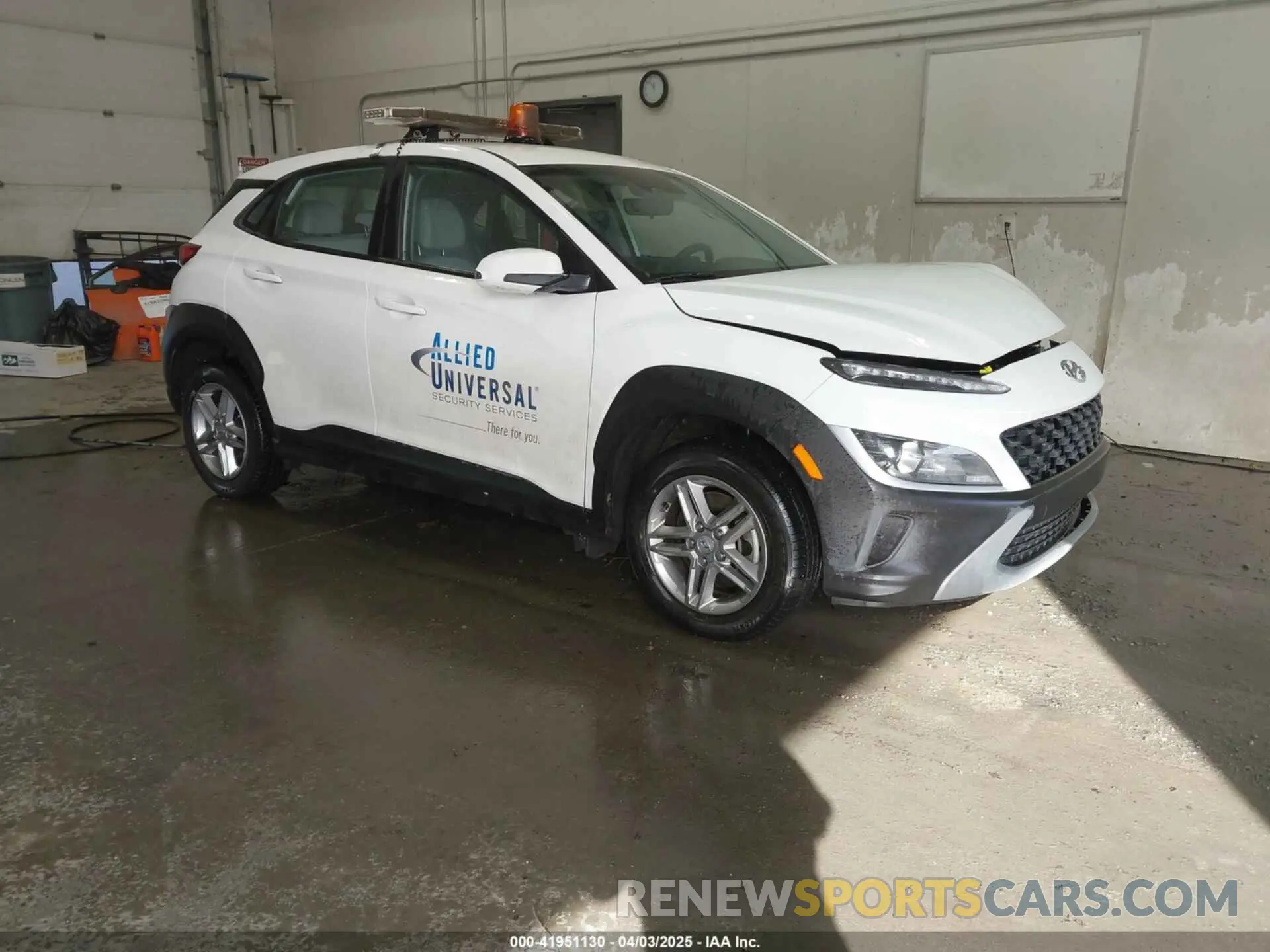 1 Photograph of a damaged car KM8K2CAB7PU054009 HYUNDAI KONA 2023