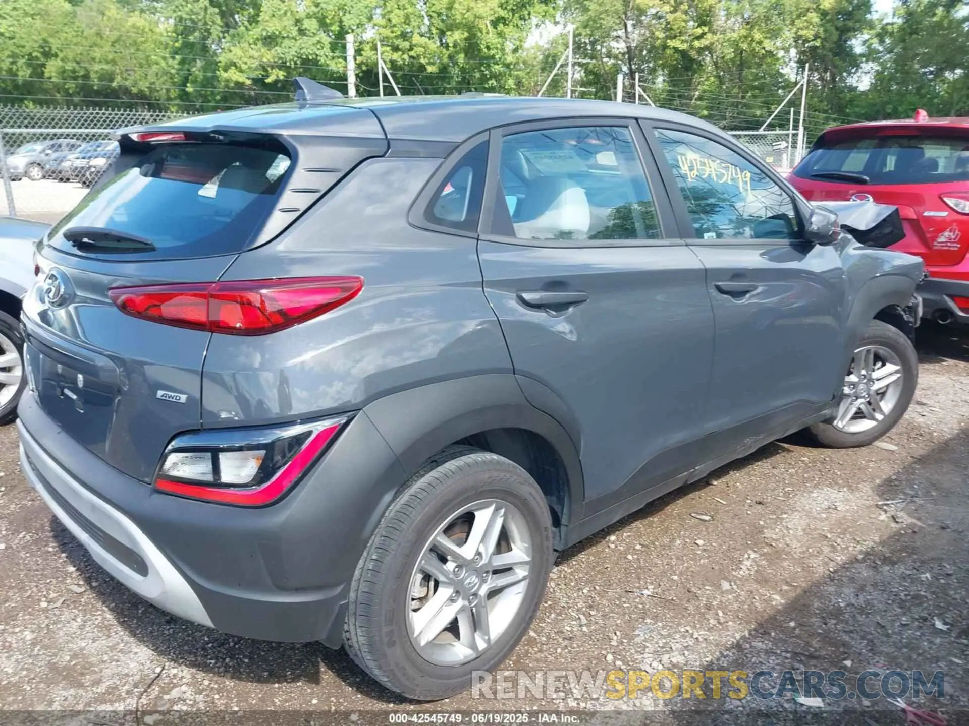 4 Photograph of a damaged car KM8K2CABXPU040413 HYUNDAI KONA 2023