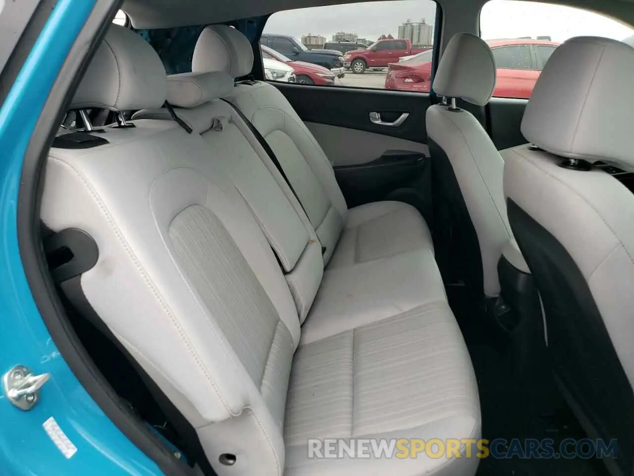 10 Photograph of a damaged car KM8K32AB0PU979500 HYUNDAI KONA 2023