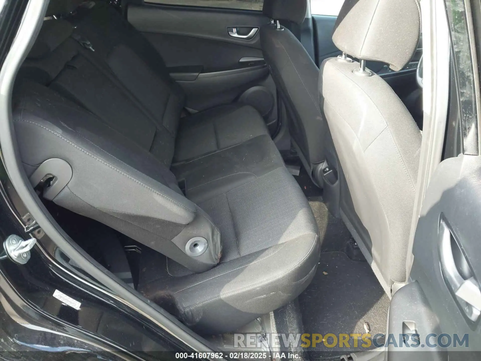 8 Photograph of a damaged car KM8K32AB2PU001872 HYUNDAI KONA 2023