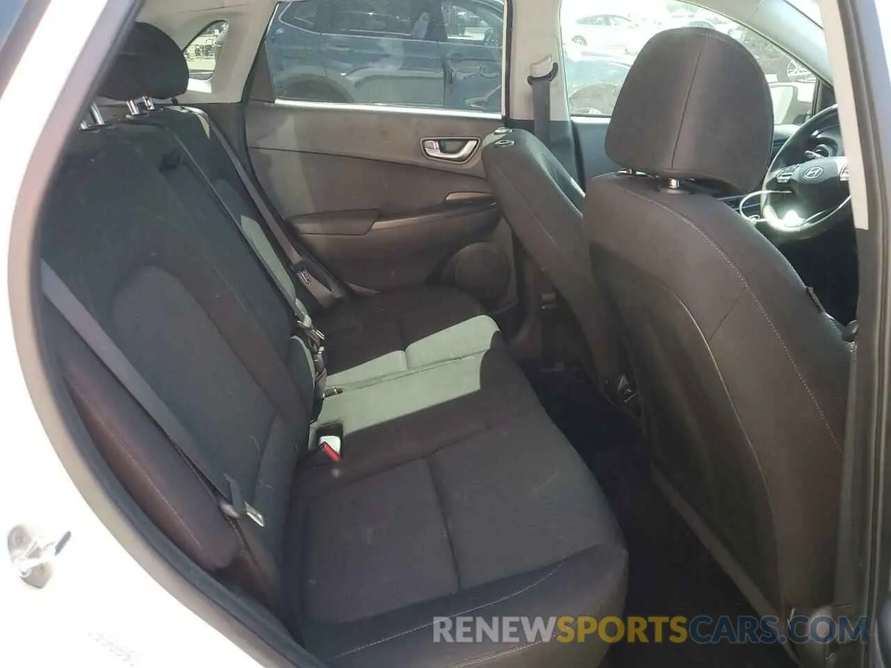10 Photograph of a damaged car KM8K32AB7PU957364 HYUNDAI KONA 2023