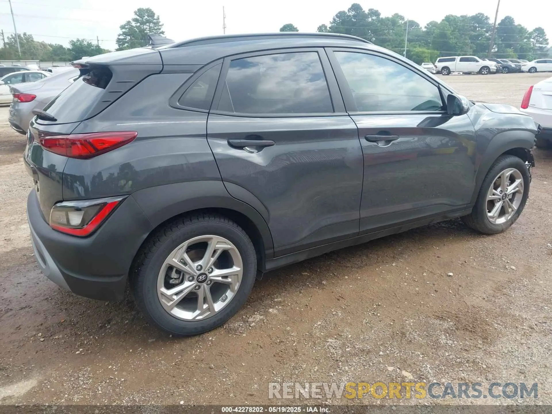 4 Photograph of a damaged car KM8K32AB8PU057198 HYUNDAI KONA 2023