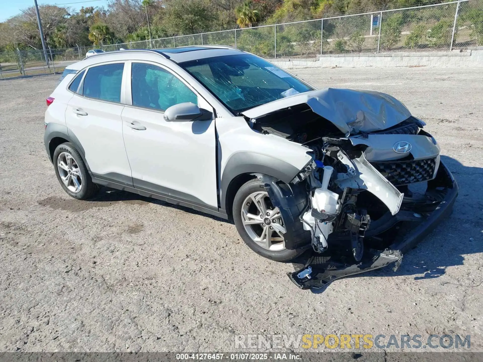 1 Photograph of a damaged car KM8K32ABXPU960873 HYUNDAI KONA 2023