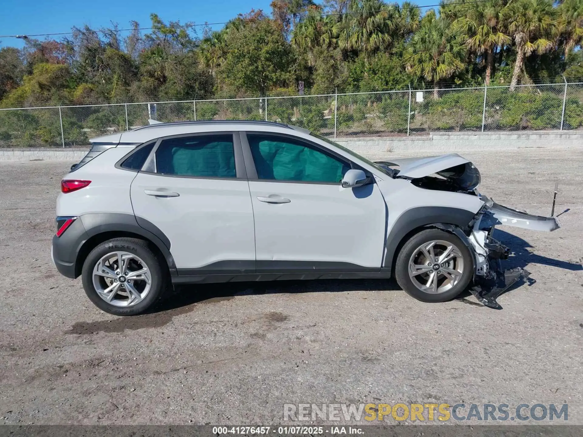 13 Photograph of a damaged car KM8K32ABXPU960873 HYUNDAI KONA 2023