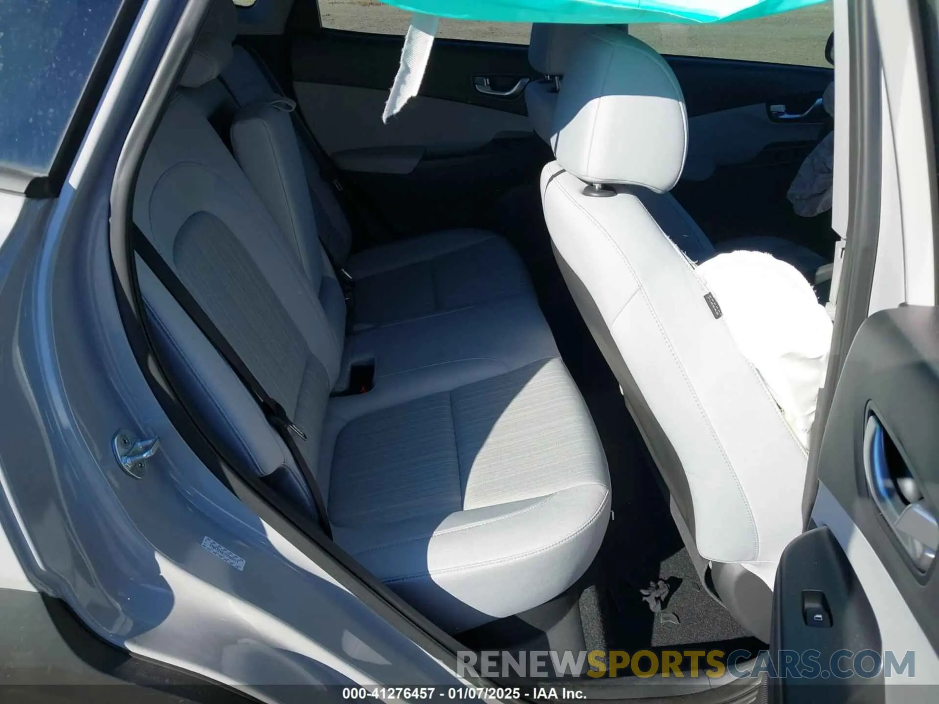 8 Photograph of a damaged car KM8K32ABXPU960873 HYUNDAI KONA 2023