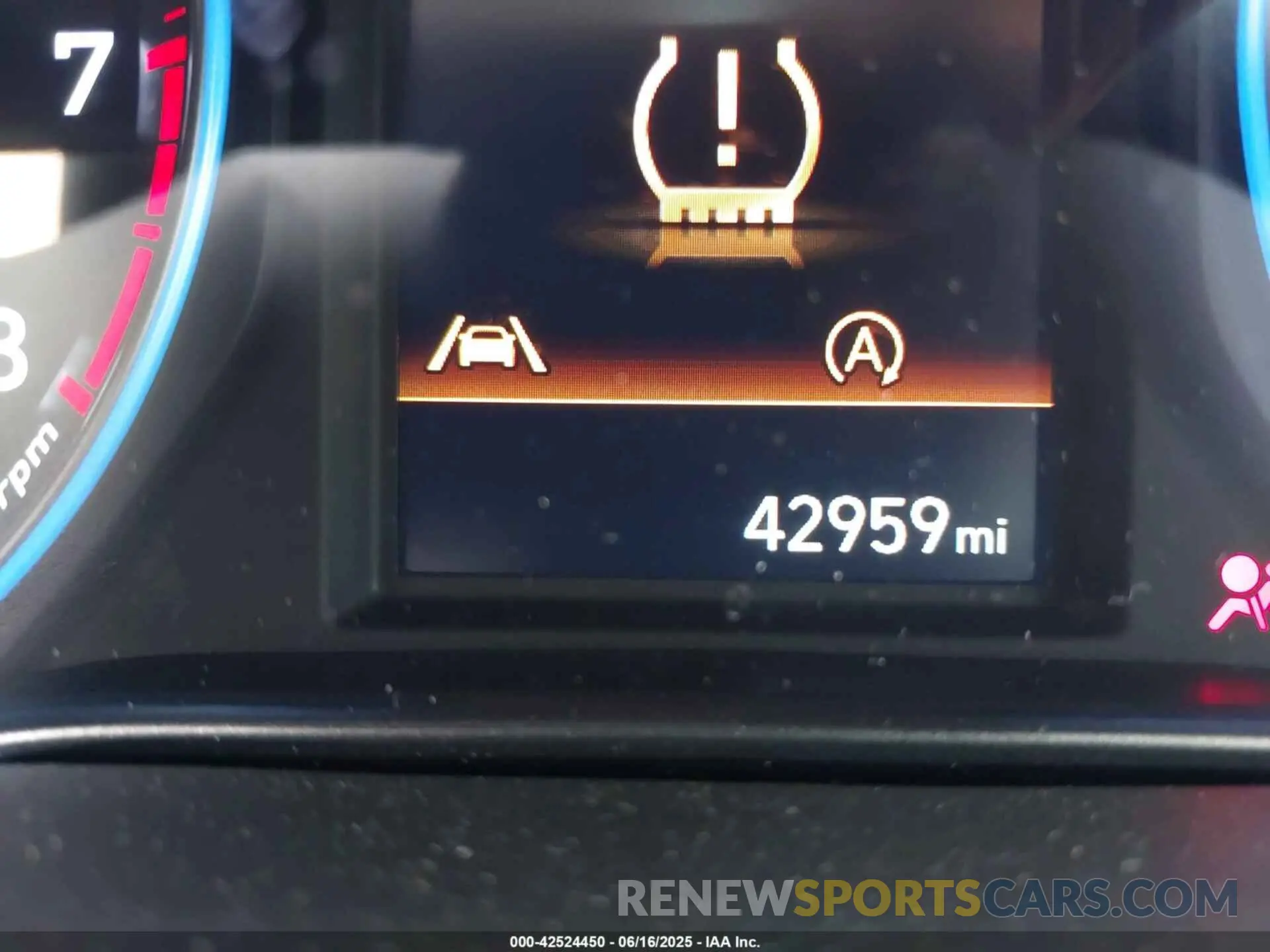 15 Photograph of a damaged car KM8K32ABXPU962963 HYUNDAI KONA 2023