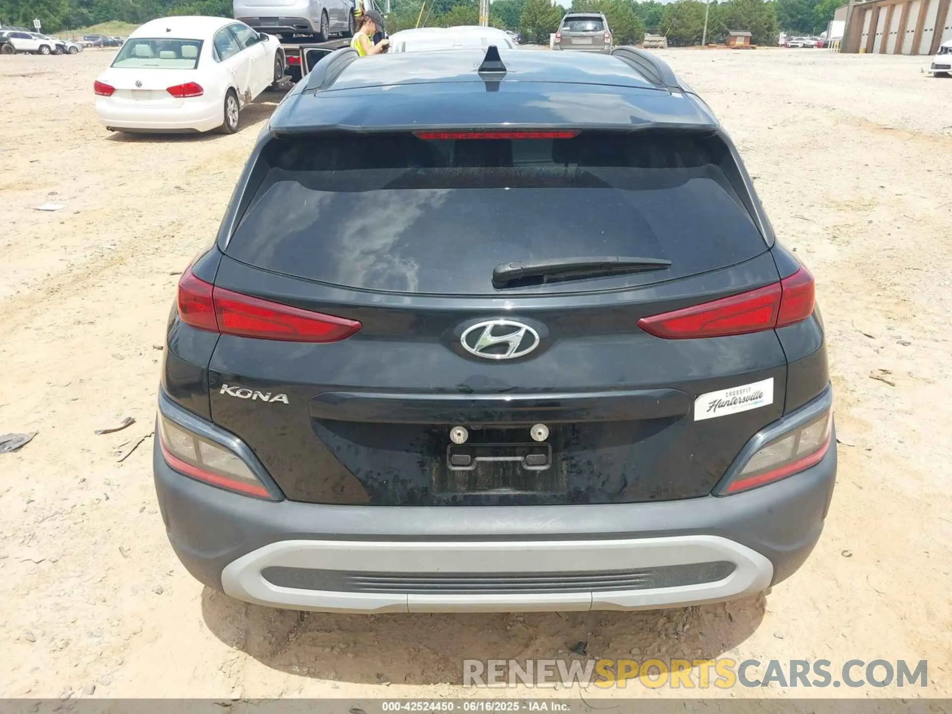 16 Photograph of a damaged car KM8K32ABXPU962963 HYUNDAI KONA 2023