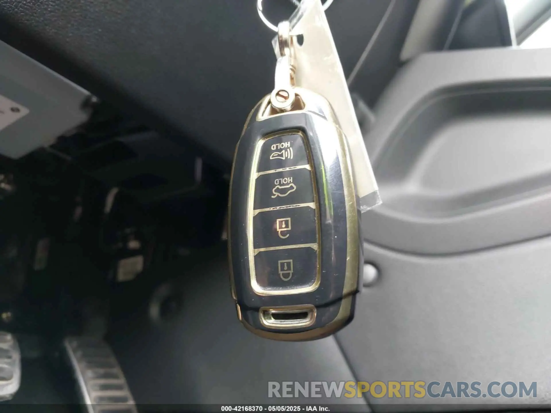 11 Photograph of a damaged car KM8K33A35PU002013 HYUNDAI KONA 2023