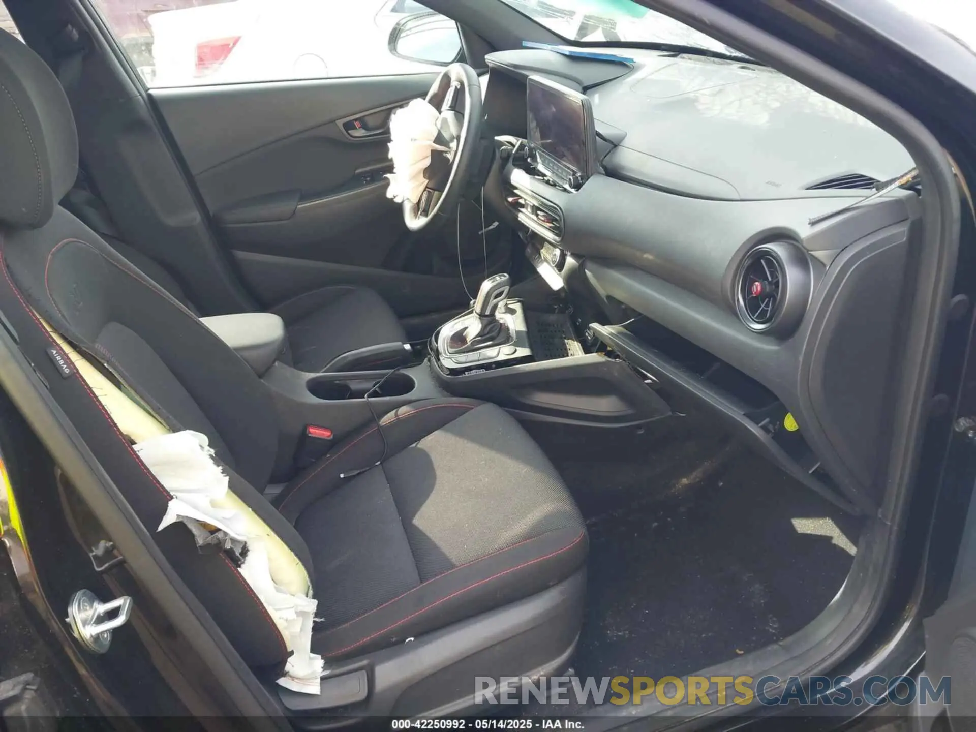 5 Photograph of a damaged car KM8K33A39PU948888 HYUNDAI KONA 2023