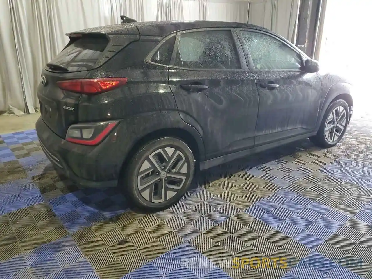 3 Photograph of a damaged car KM8K33AG0PU186053 HYUNDAI KONA 2023