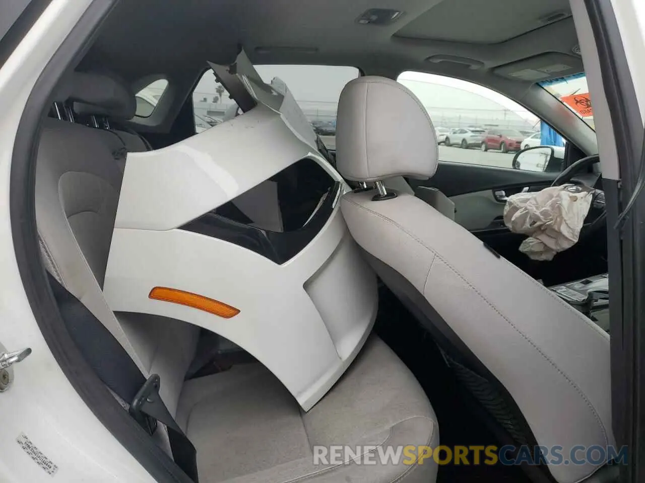 10 Photograph of a damaged car KM8K33AG1PU166040 HYUNDAI KONA 2023