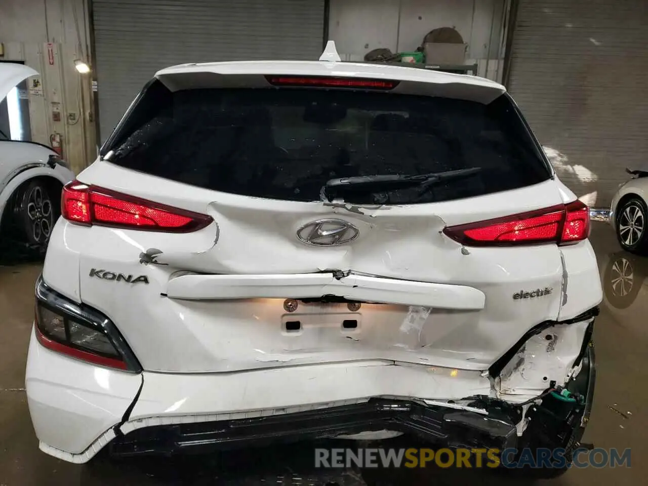 6 Photograph of a damaged car KM8K33AG5PU183410 HYUNDAI KONA 2023