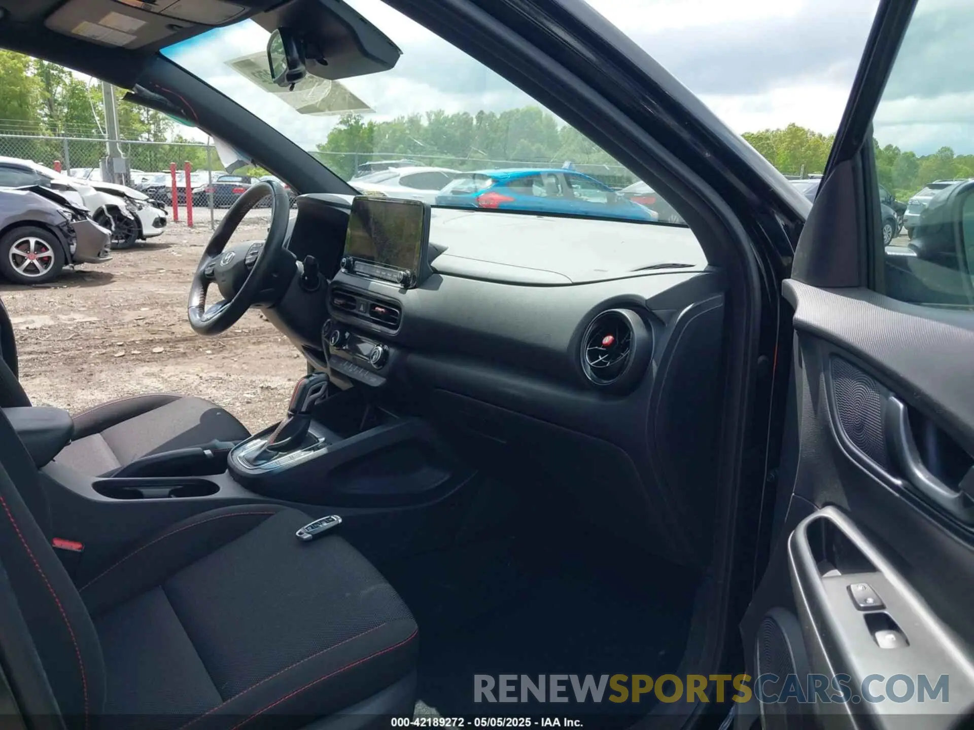 5 Photograph of a damaged car KM8K3CA37PU012526 HYUNDAI KONA 2023