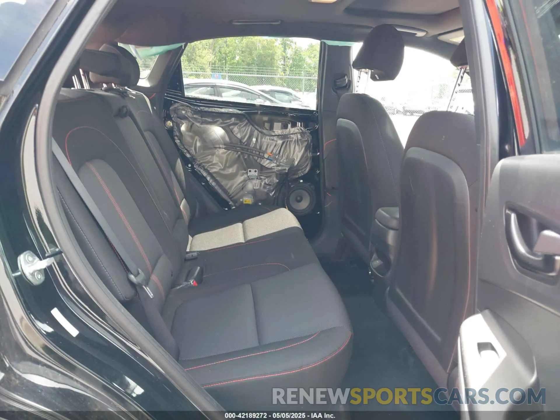 8 Photograph of a damaged car KM8K3CA37PU012526 HYUNDAI KONA 2023